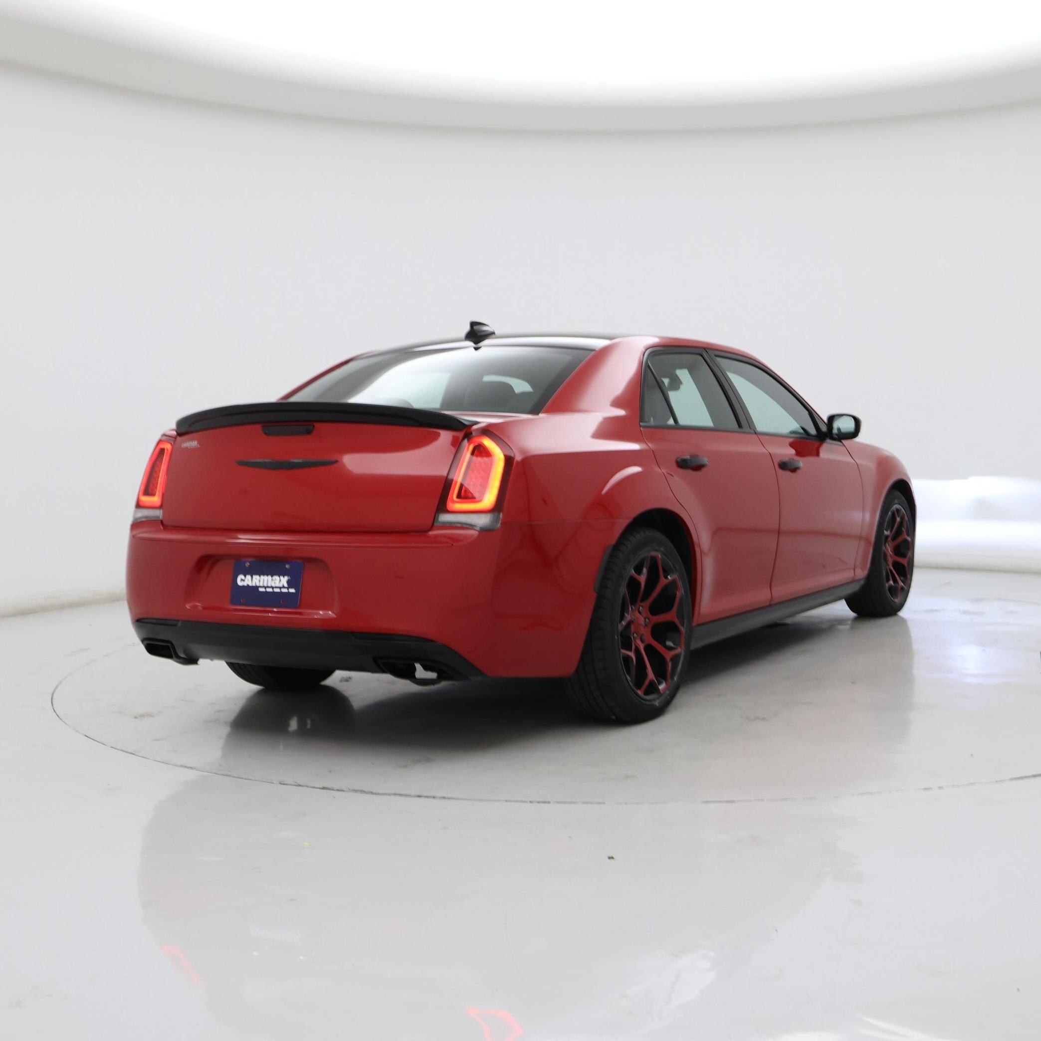 Thumbnail: 2018 Chrysler 300 - 8