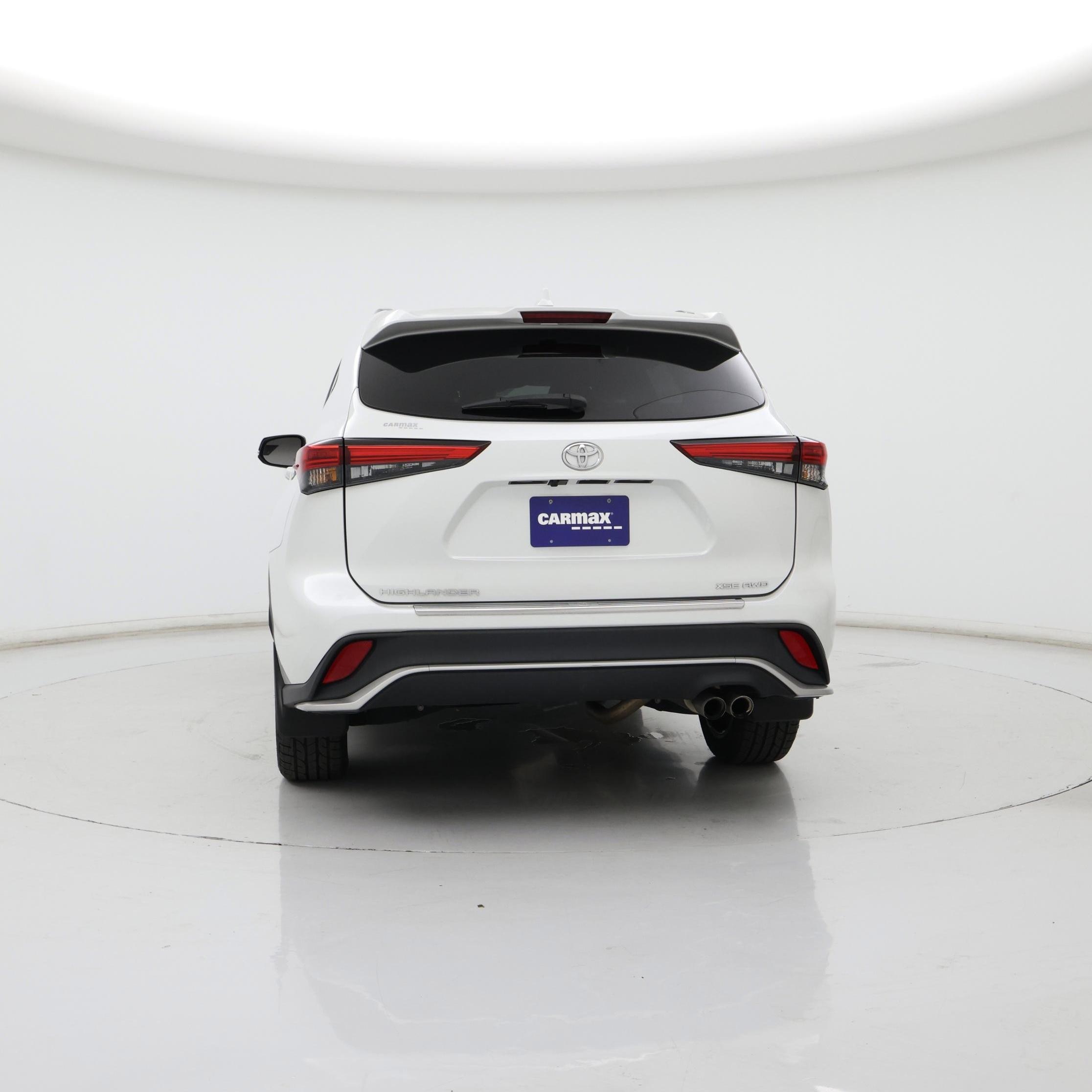 Thumbnail: 2023 Toyota Highlander - 6