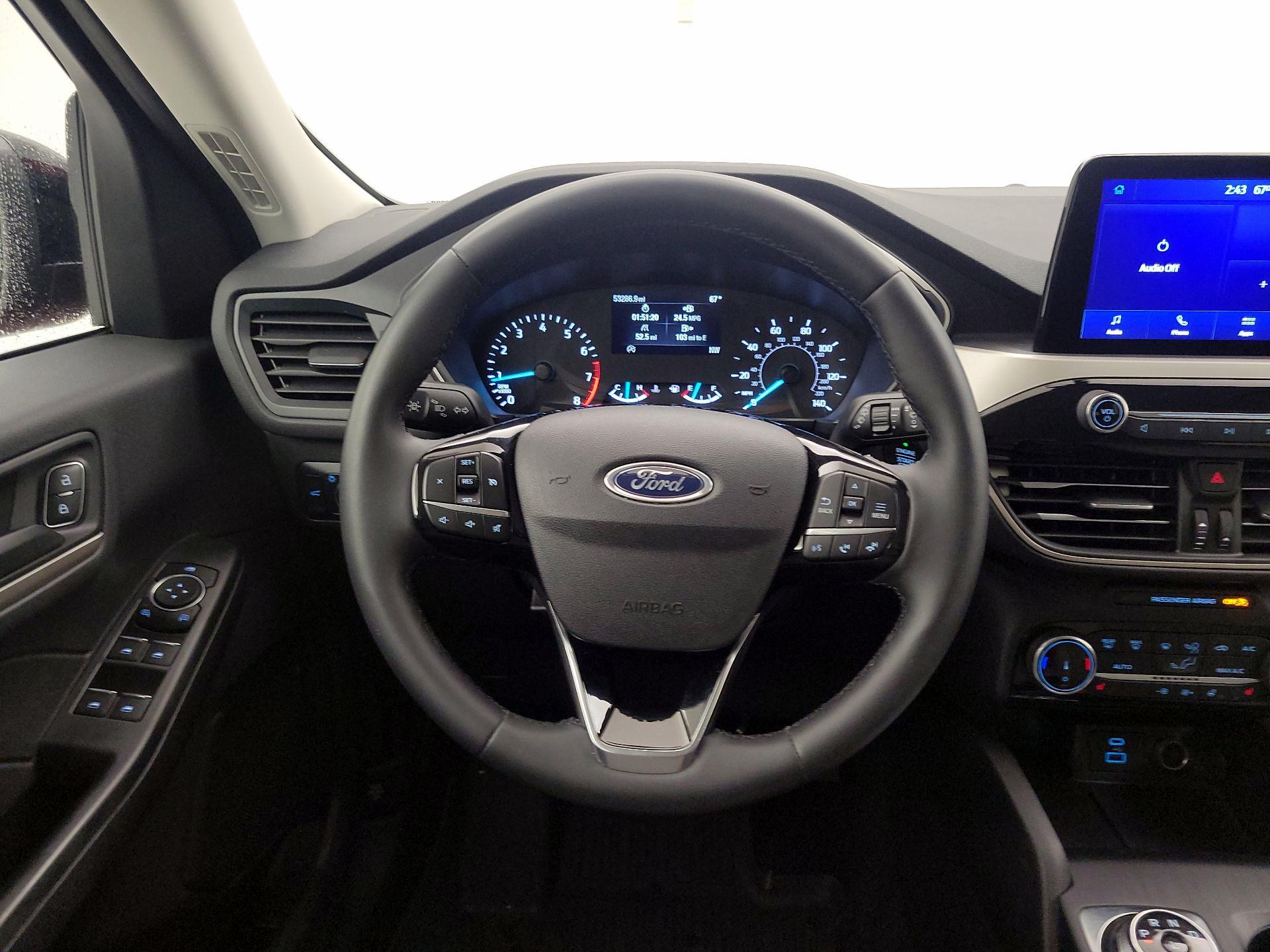 Thumbnail: 2022 Ford Escape - 10