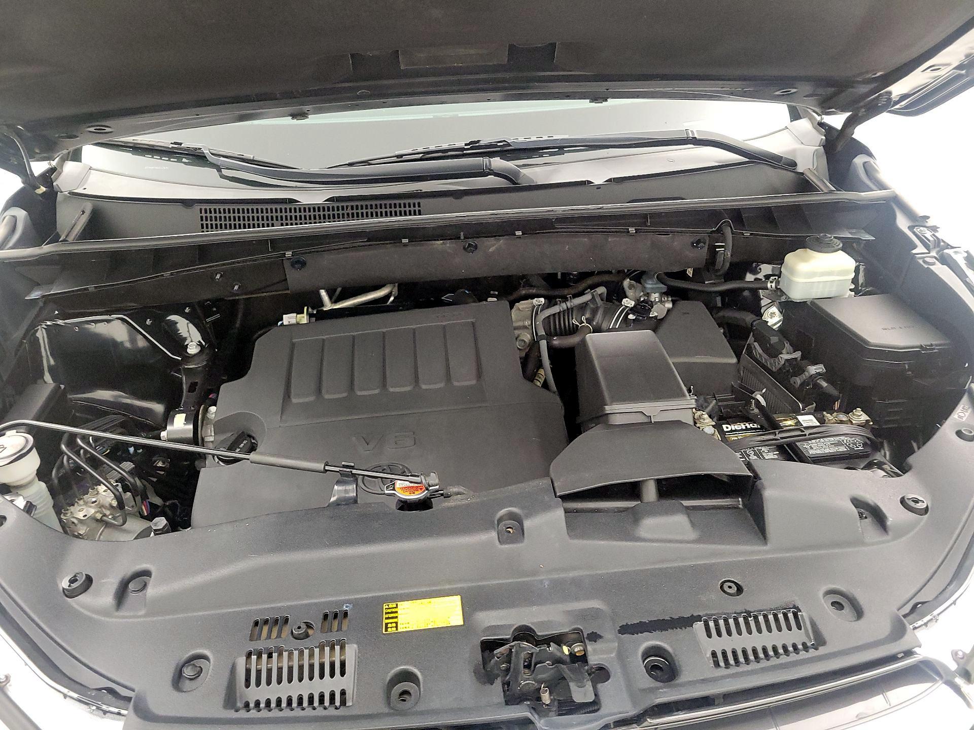 Thumbnail: 2016 Toyota Highlander - 19