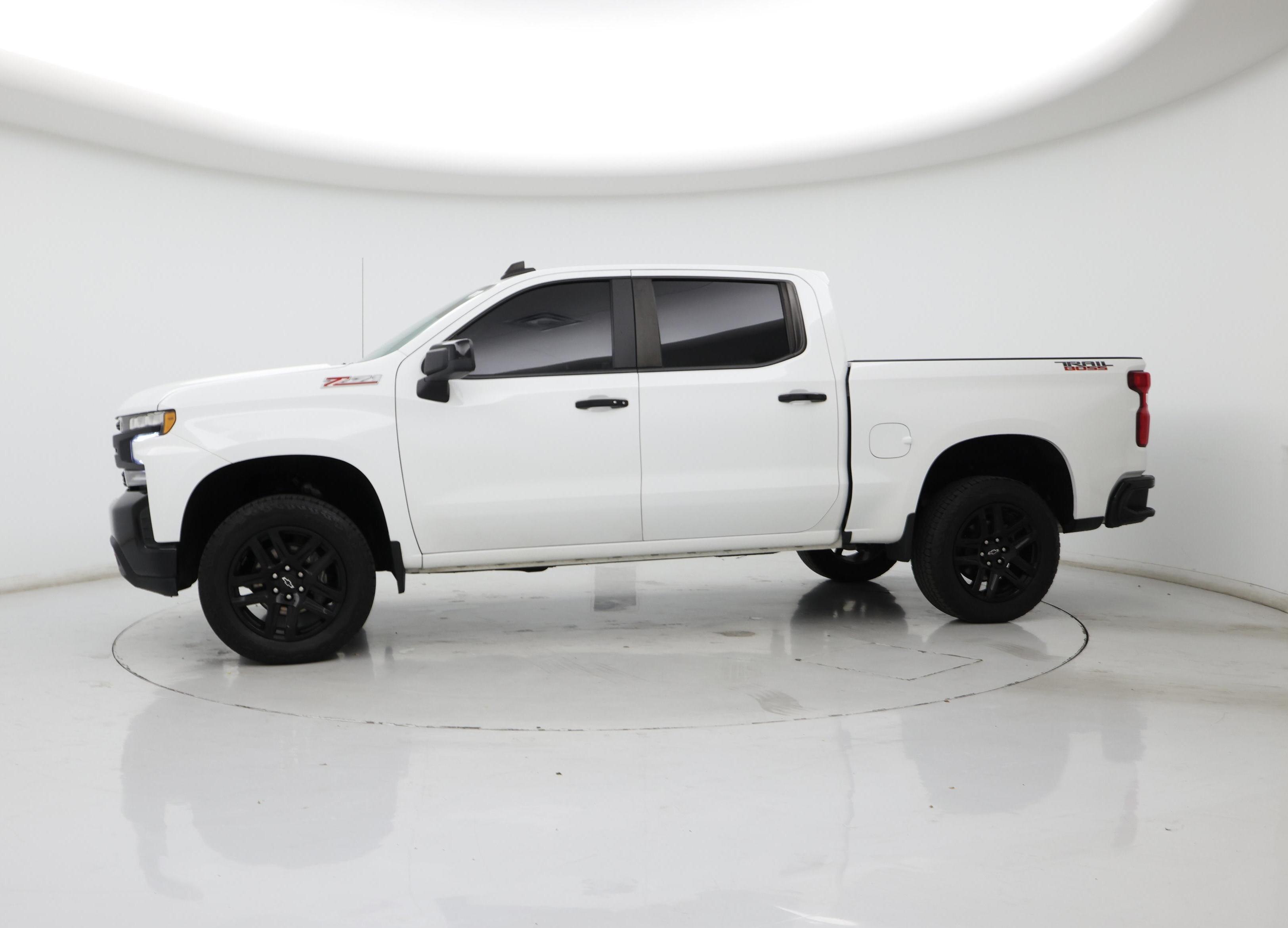 Thumbnail: 2022 Chevrolet Silverado 1500 - 3