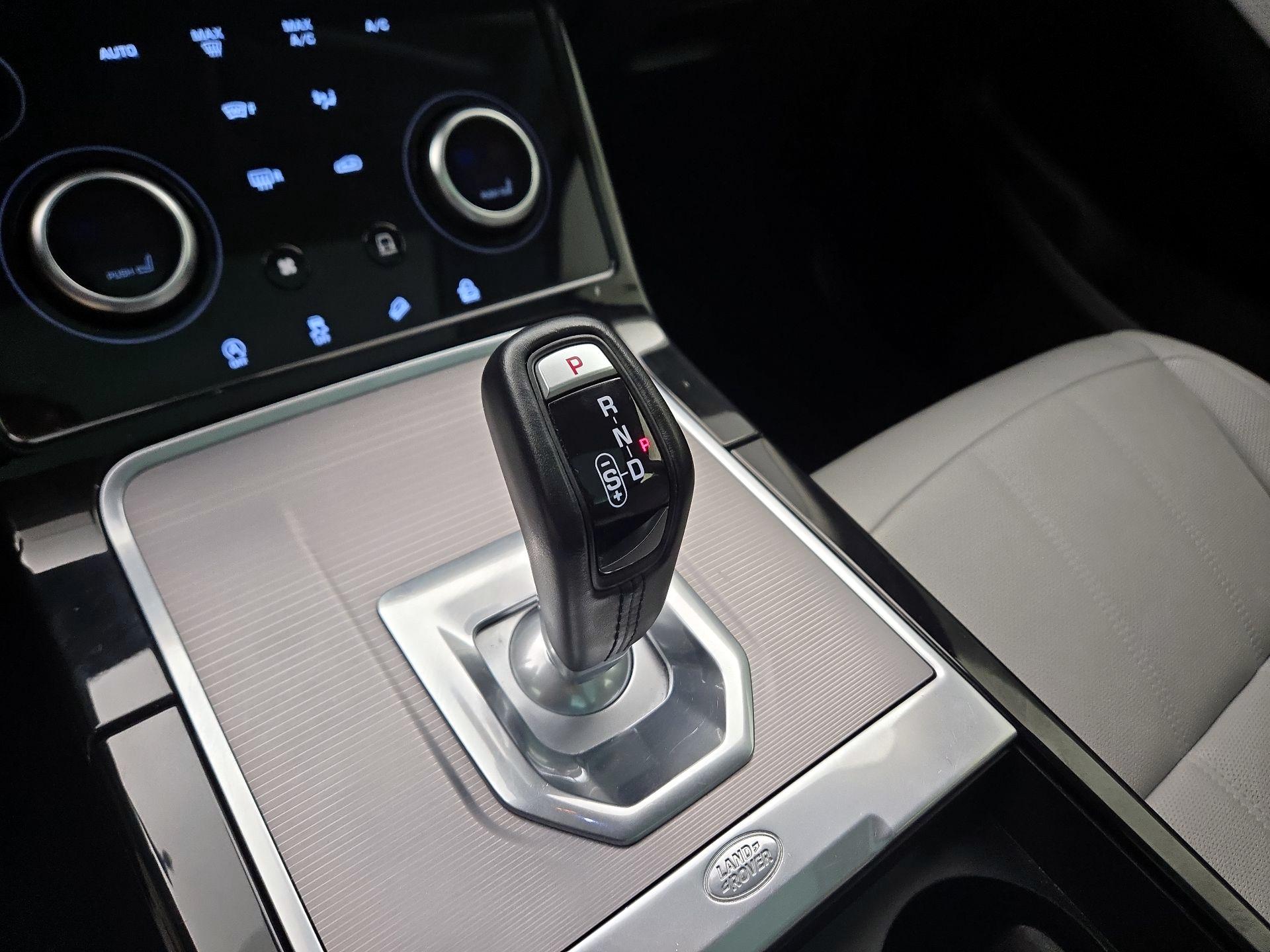 Thumbnail: 2020 Land Rover Range Rover Evoque - 17