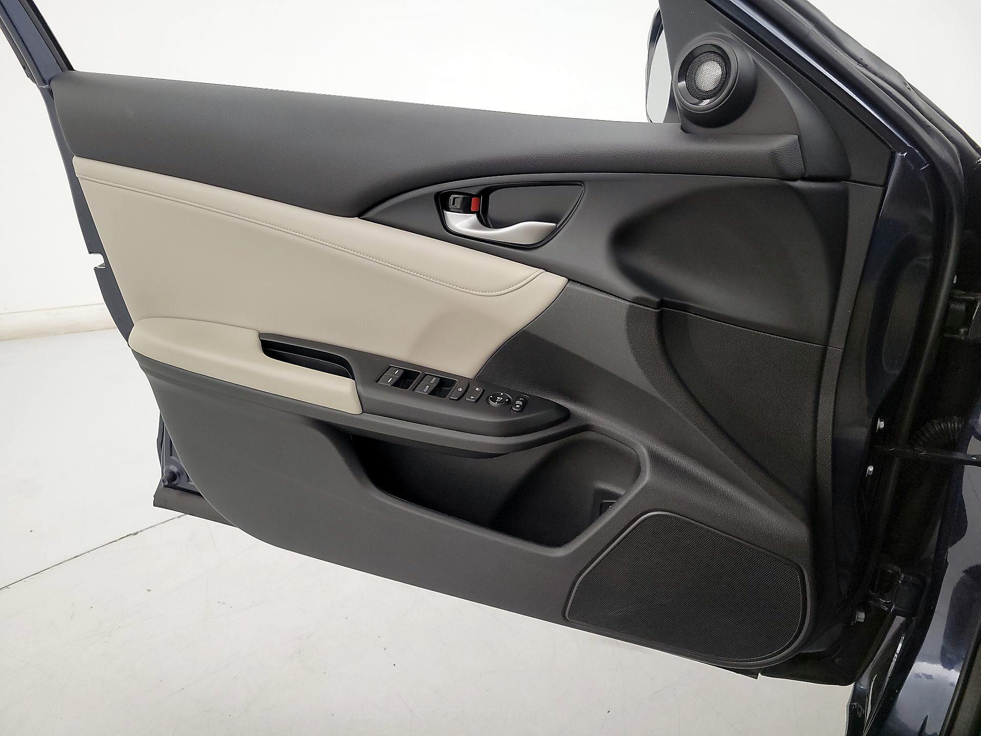 Thumbnail: 2022 Honda Insight - 12