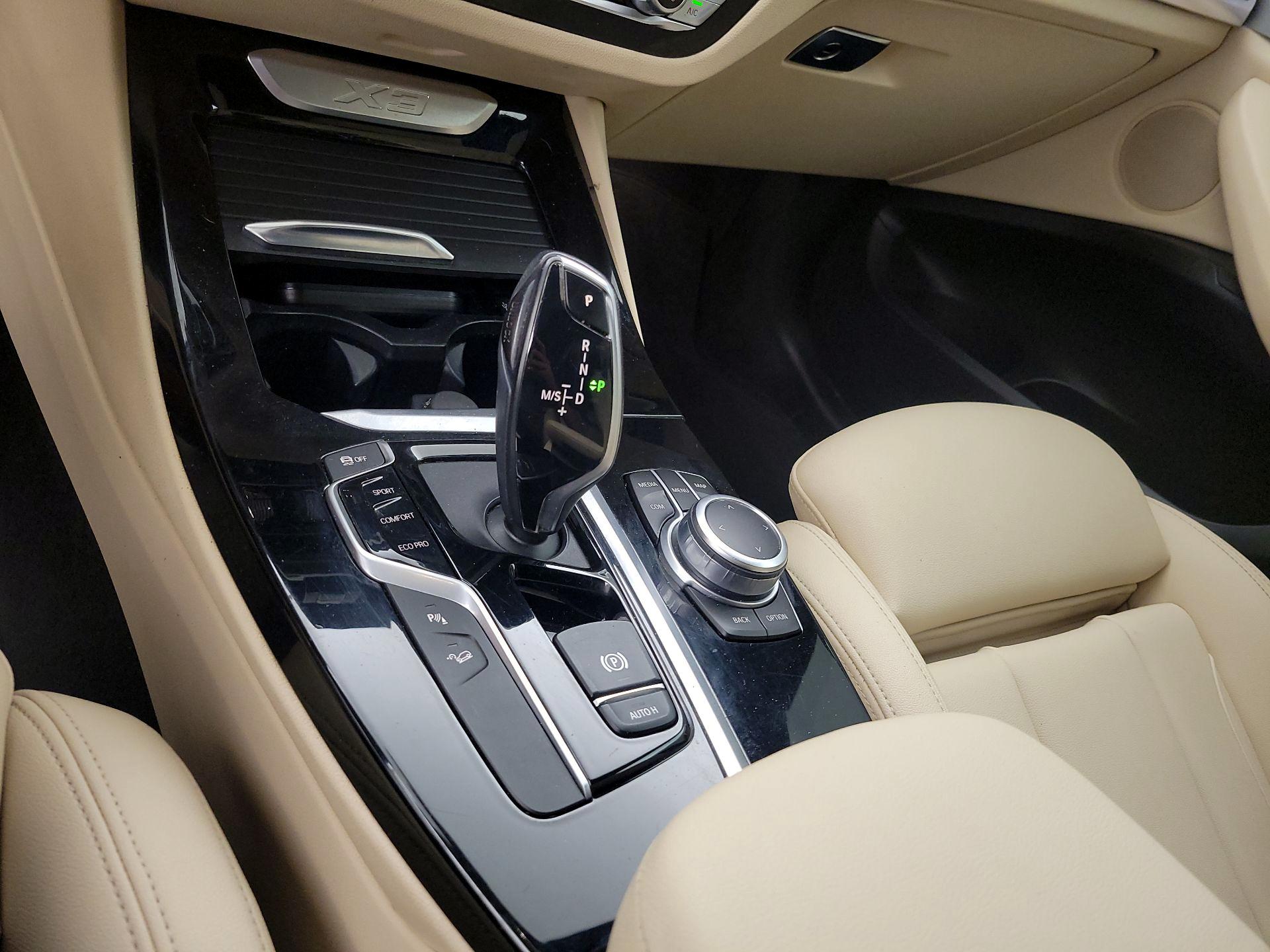 Thumbnail: 2021 BMW X3 - 16