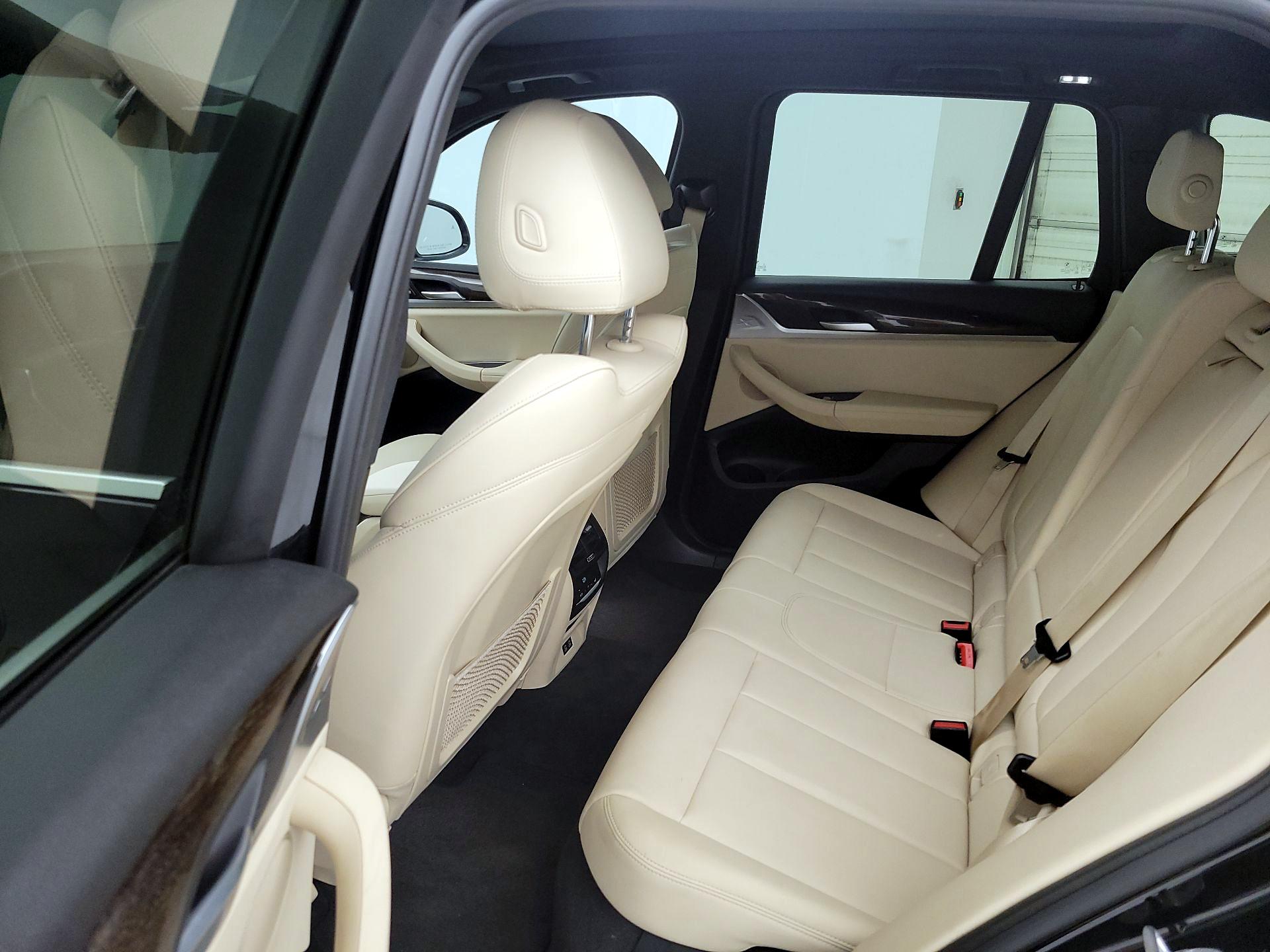 Thumbnail: 2021 BMW X3 - 17