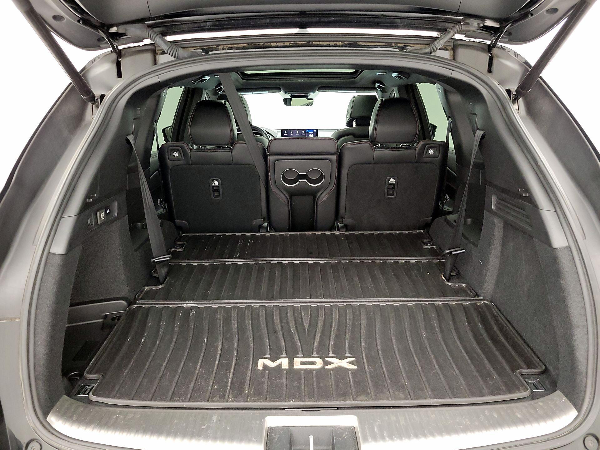 Thumbnail: 2022 Acura MDX - 18
