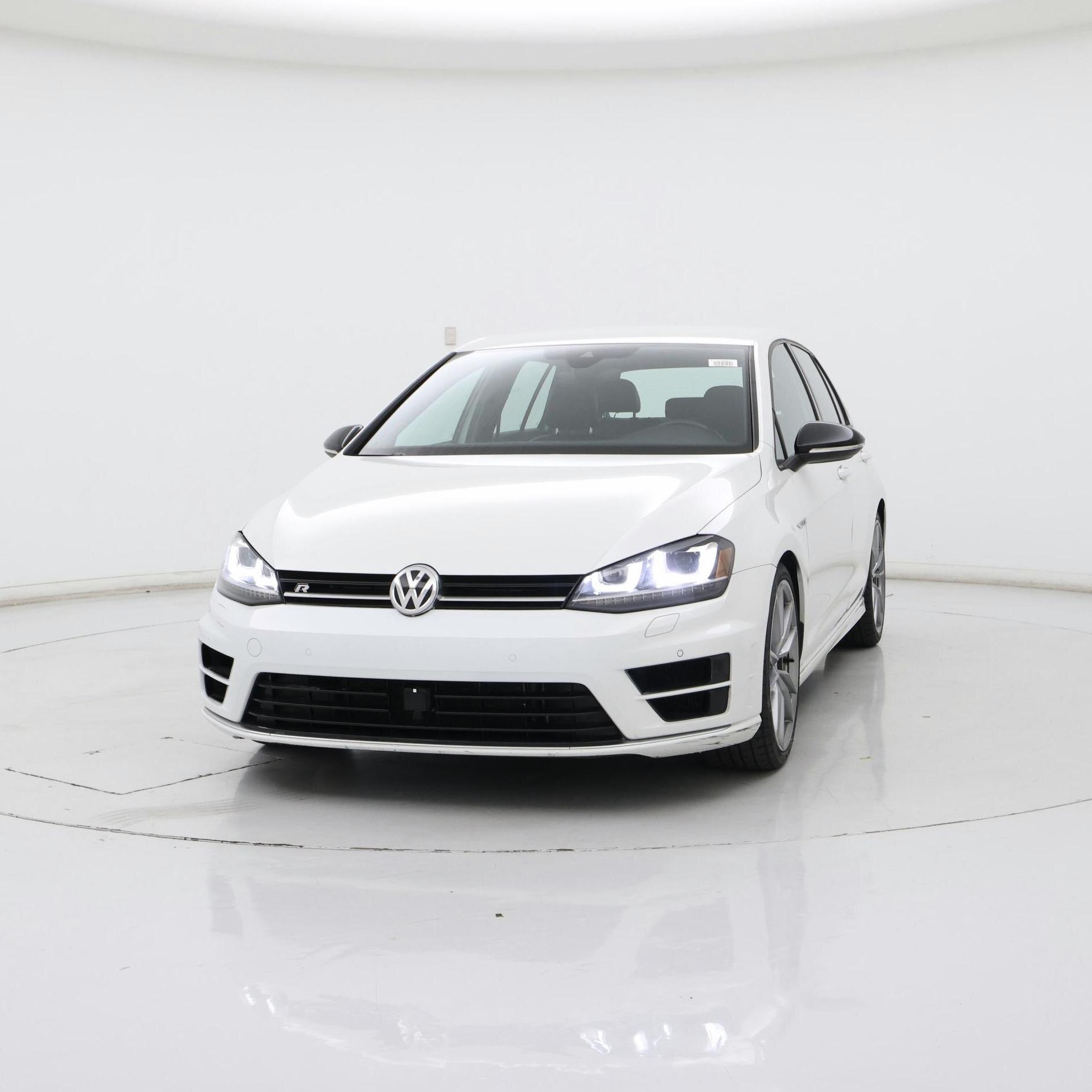 Thumbnail: 2017 Volkswagen Golf - 4