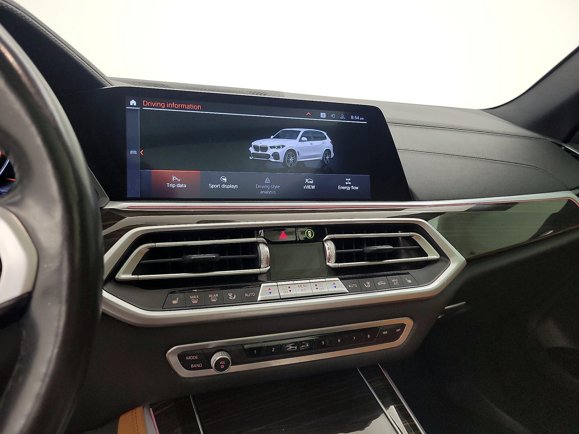 Thumbnail: 2021 BMW X5 - 14