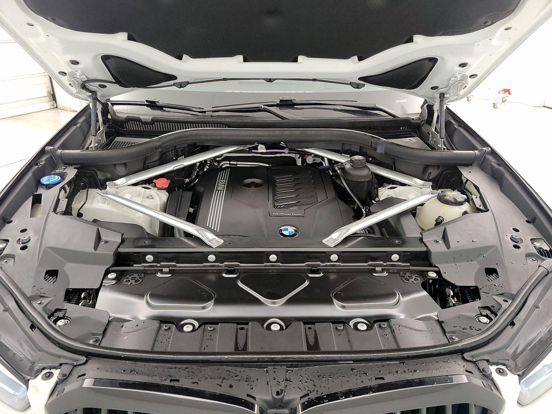 Thumbnail: 2021 BMW X5 - 19