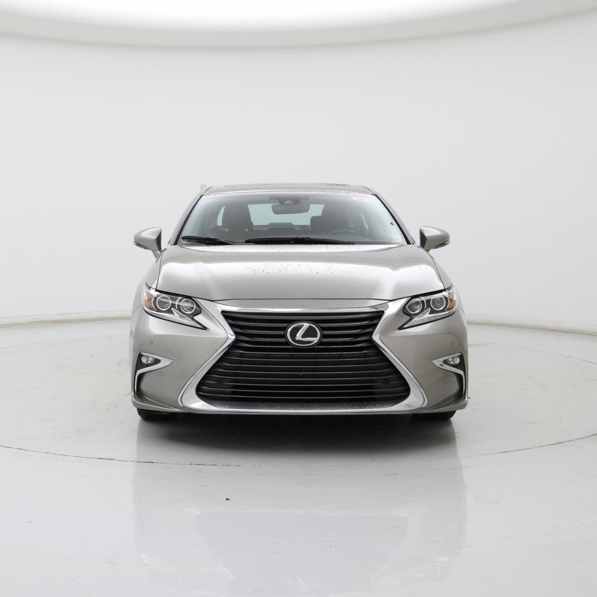 Thumbnail: 2017 Lexus ES - 5