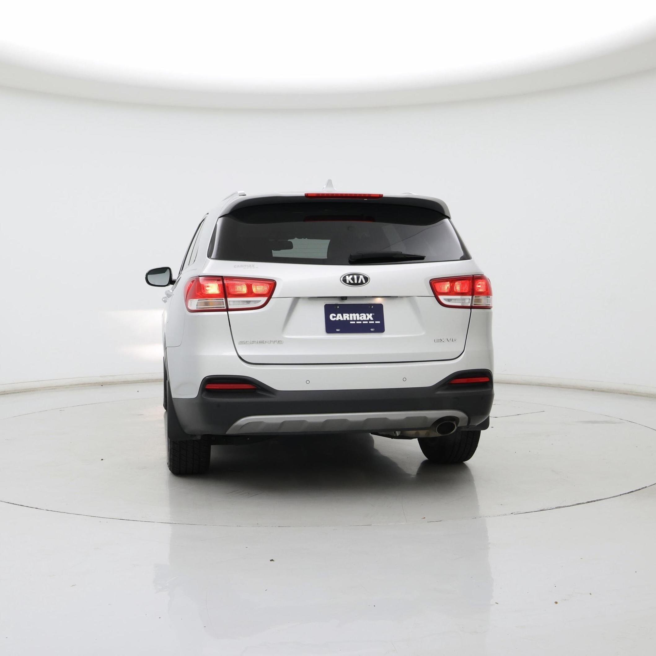 Thumbnail: 2016 Kia Sorento - 6
