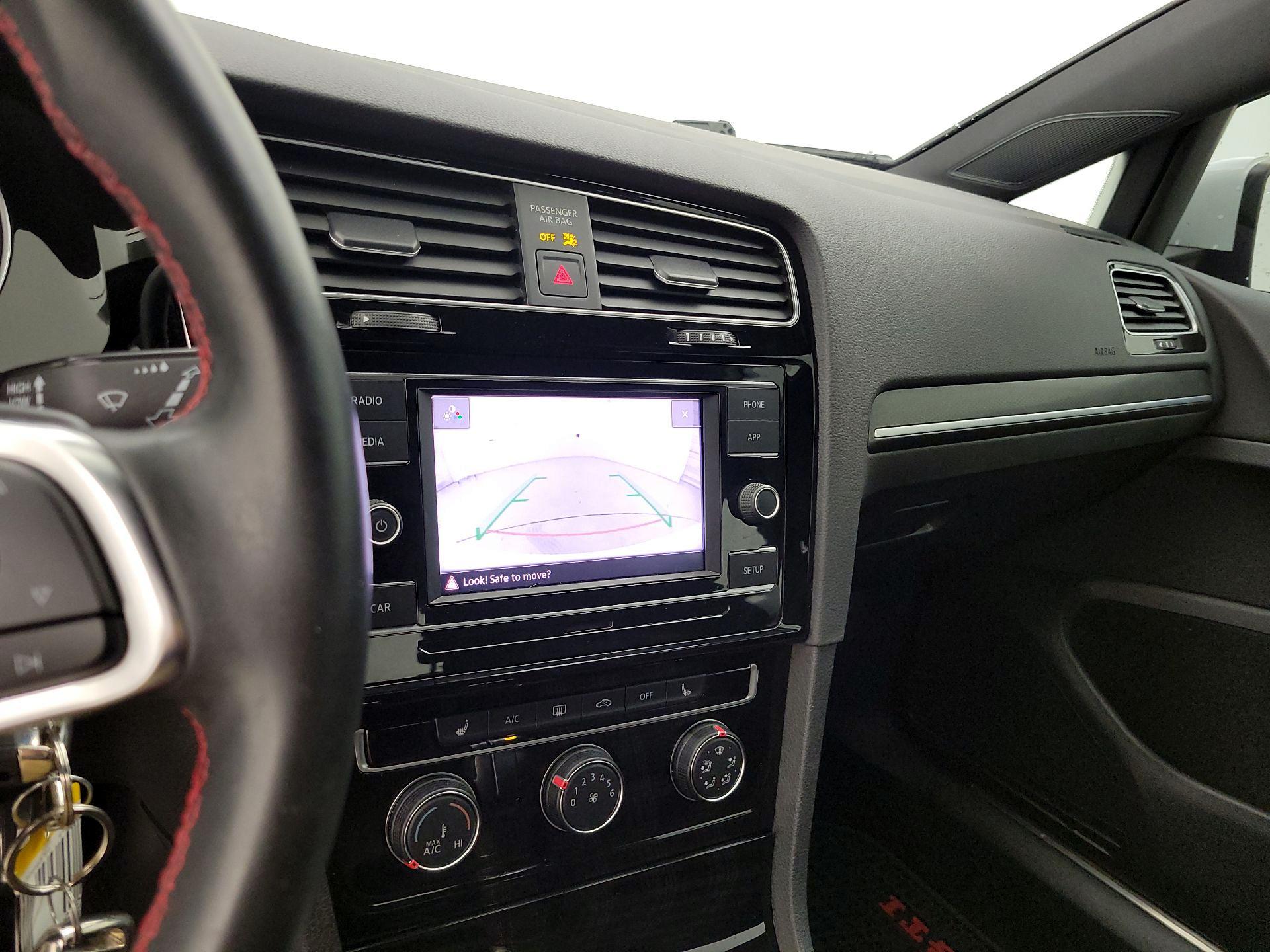 Thumbnail: 2019 Volkswagen Golf - 13