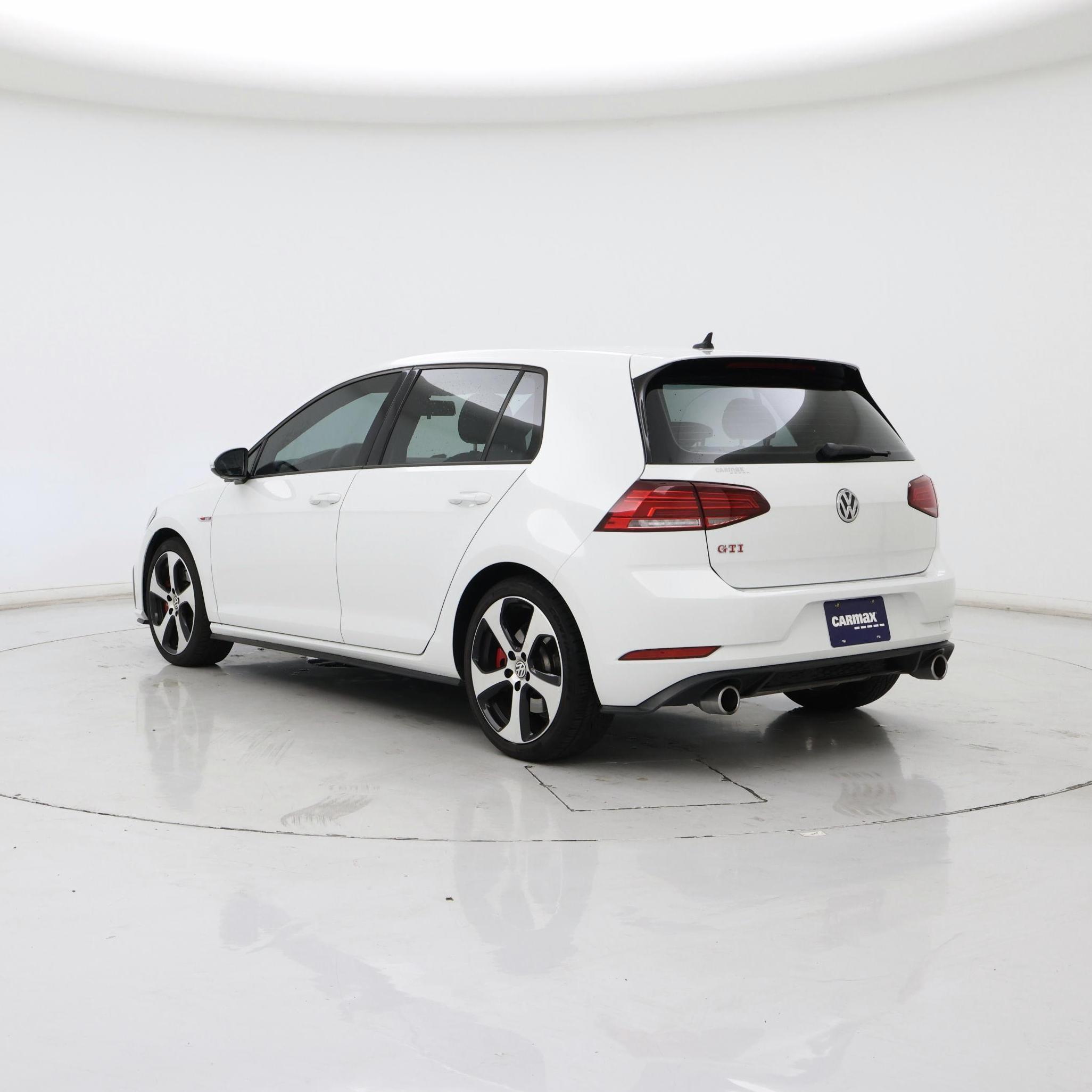 Thumbnail: 2019 Volkswagen Golf - 2