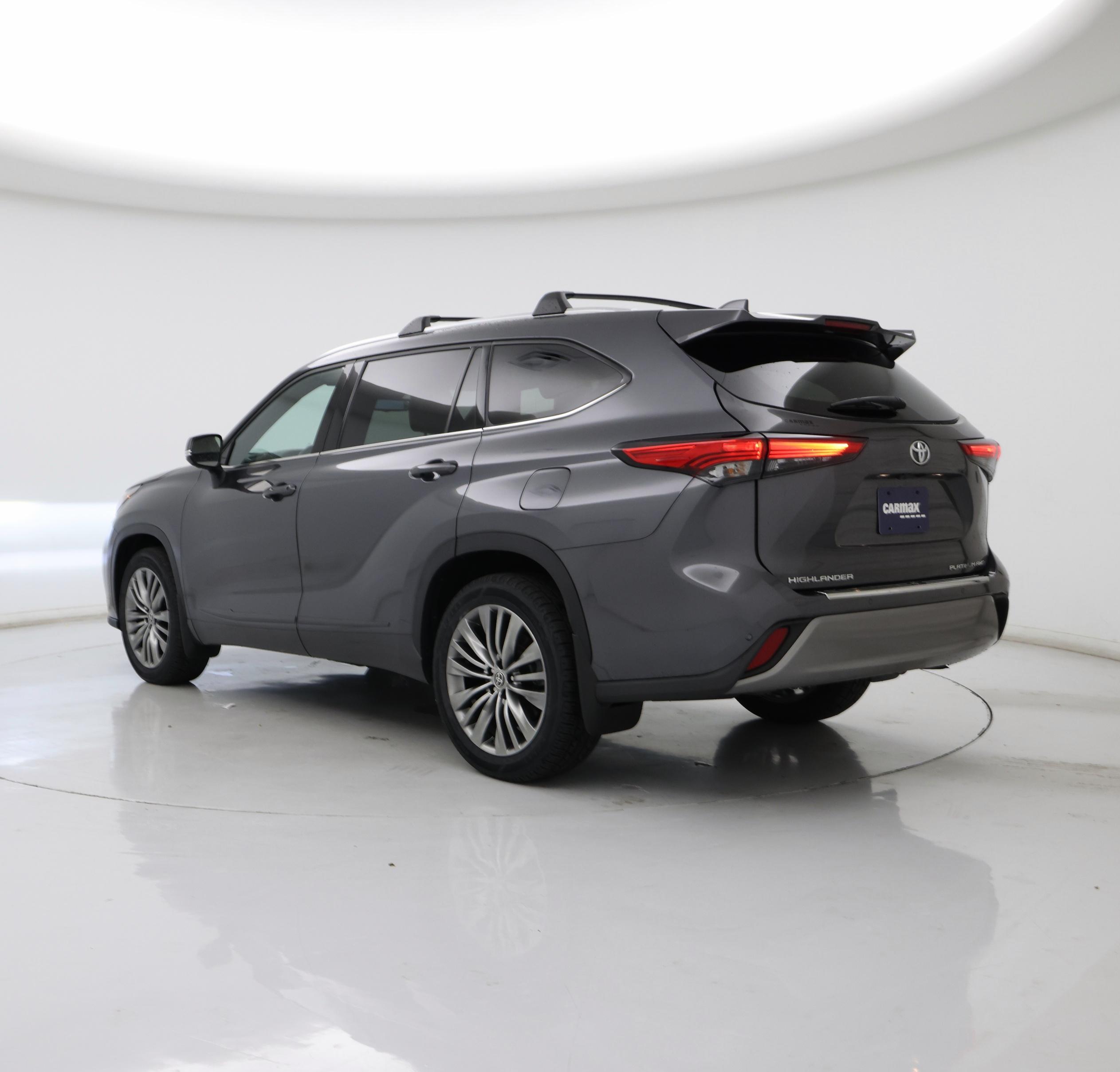 Thumbnail: 2021 Toyota Highlander - 2
