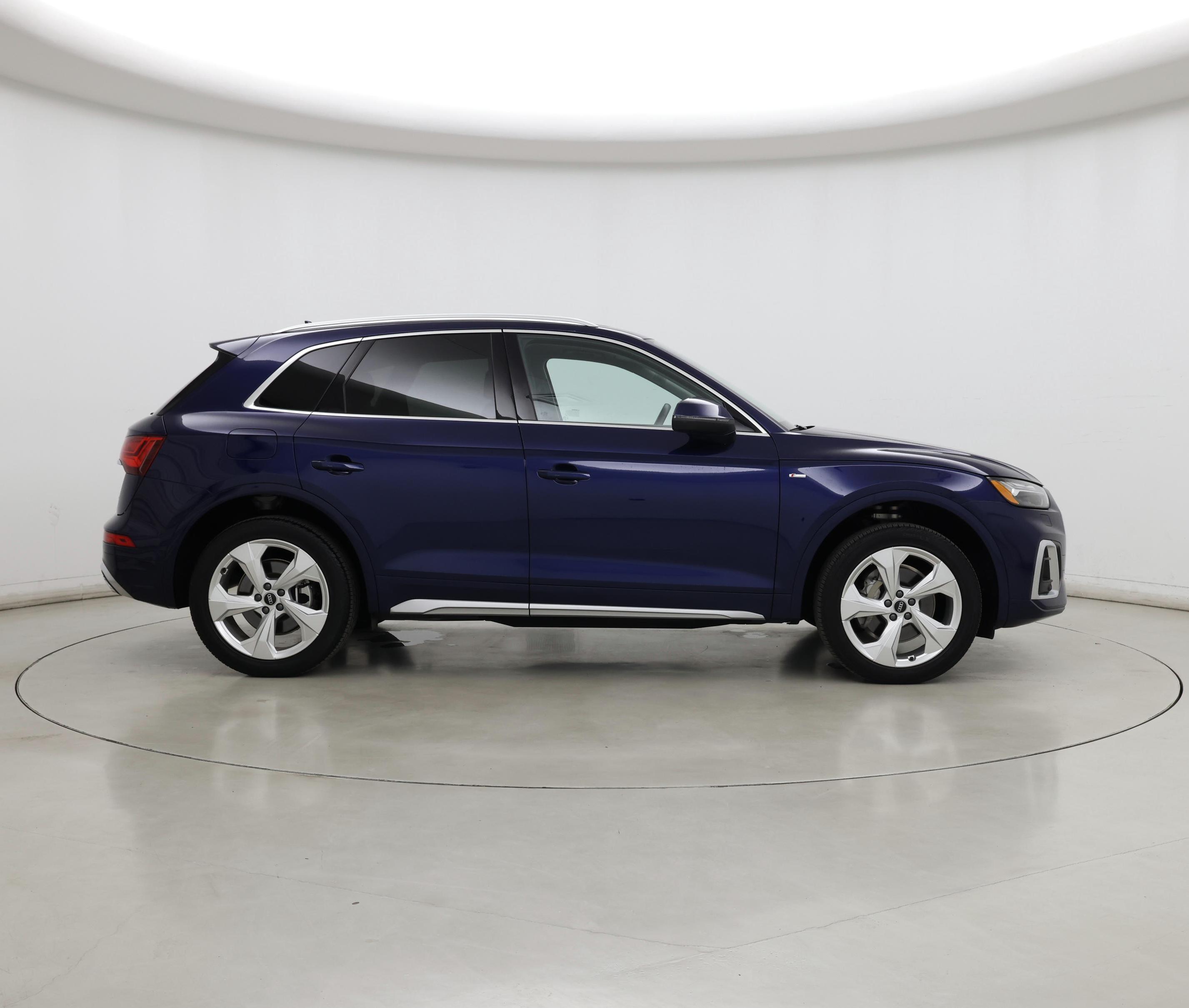 Thumbnail: 2022 Audi Q5 - 7