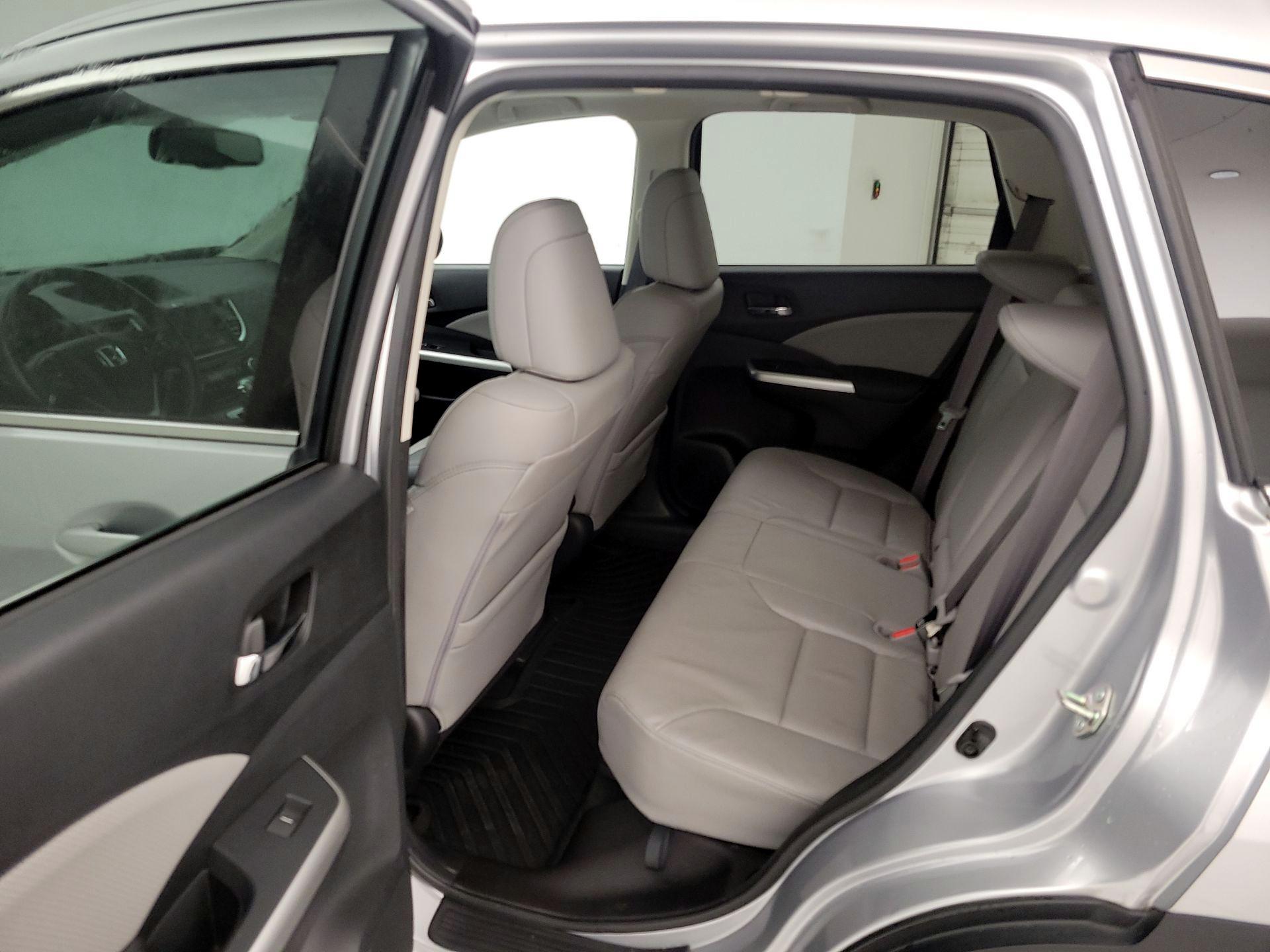 Thumbnail: 2016 Honda CR-V - 17