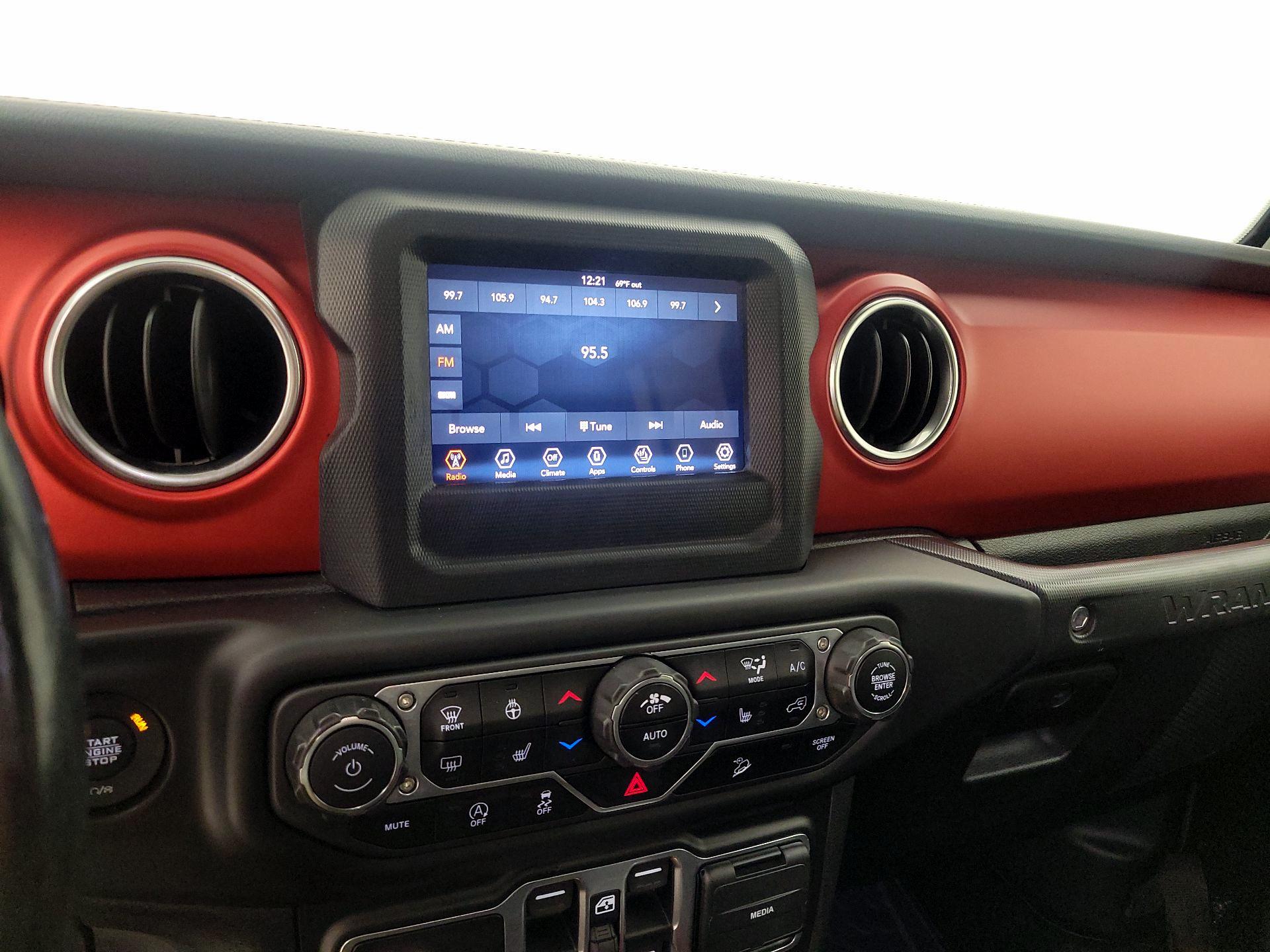 Thumbnail: 2020 Jeep Wrangler - 14