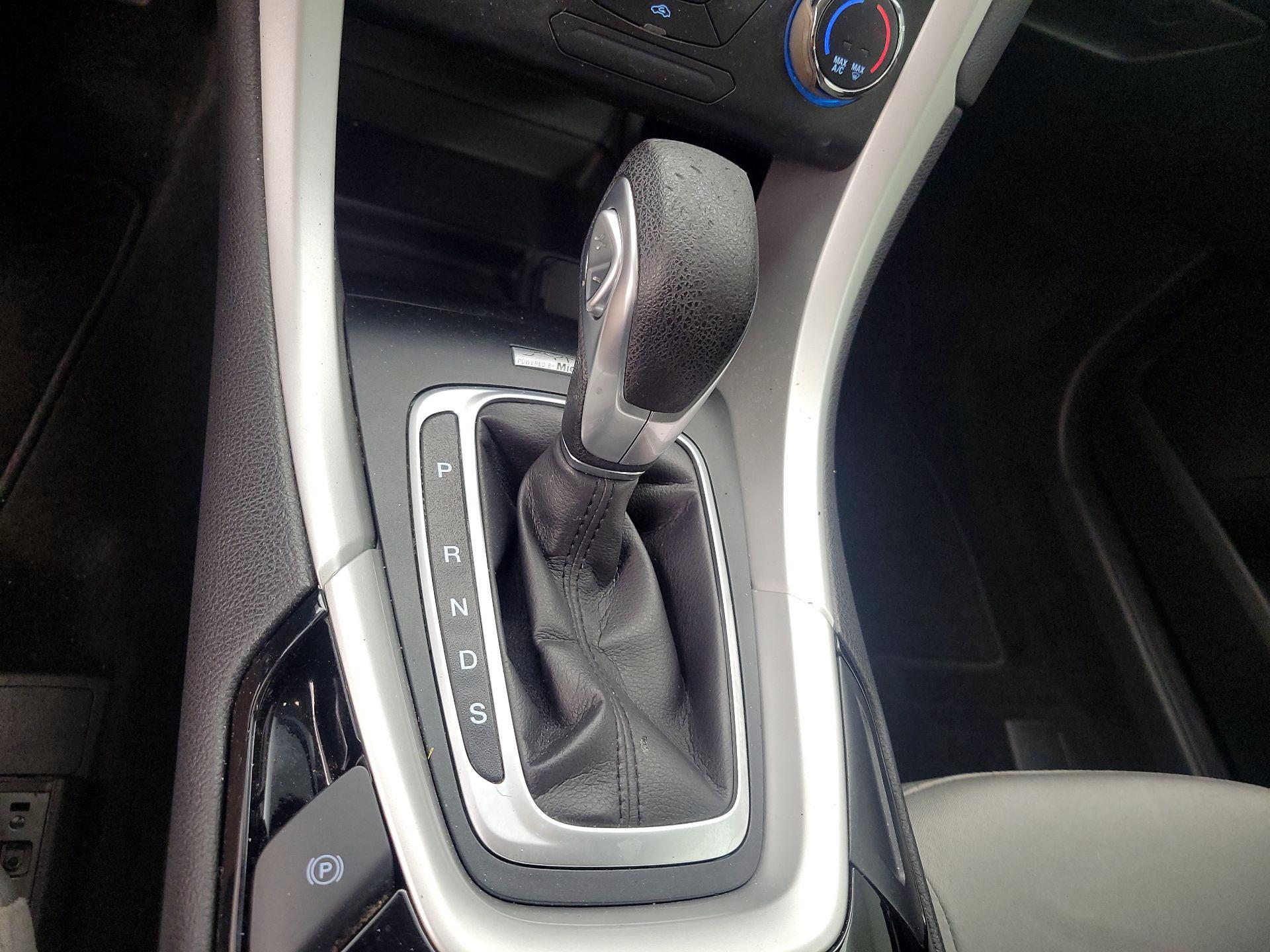 Thumbnail: 2014 Ford Fusion - 15