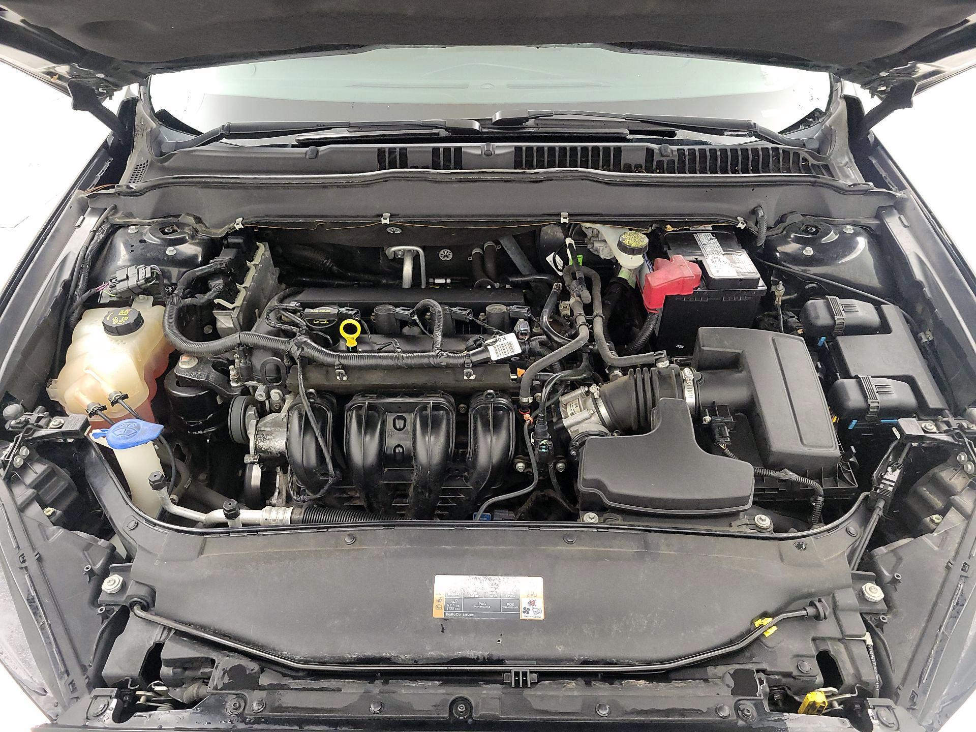 Thumbnail: 2014 Ford Fusion - 18