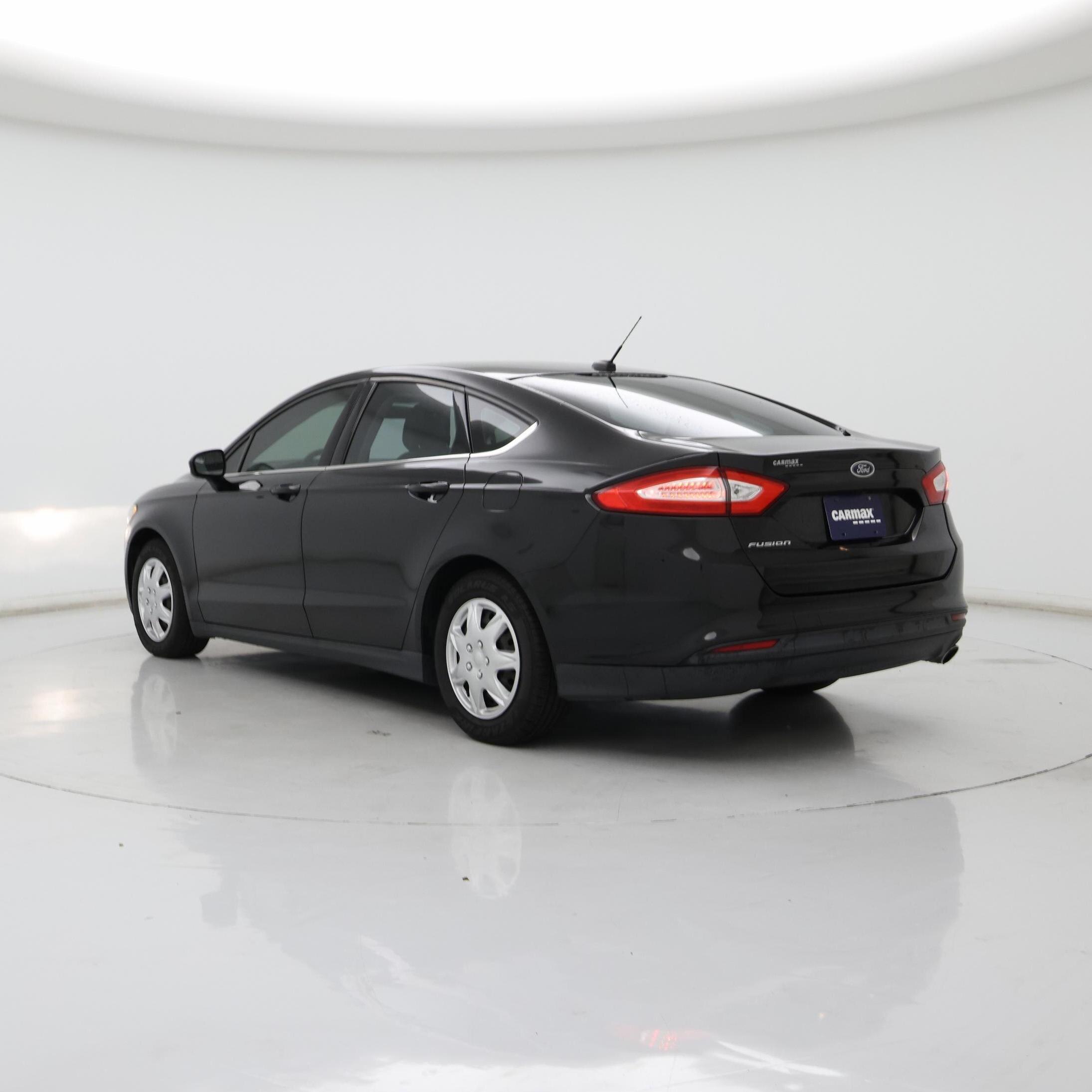 Thumbnail: 2014 Ford Fusion - 2