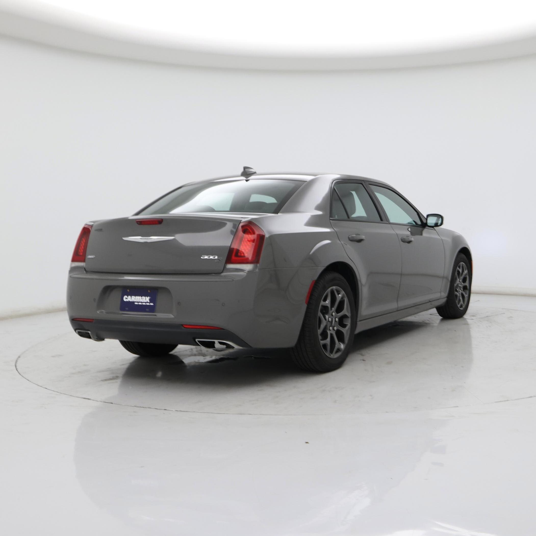 Thumbnail: 2018 Chrysler 300 - 8