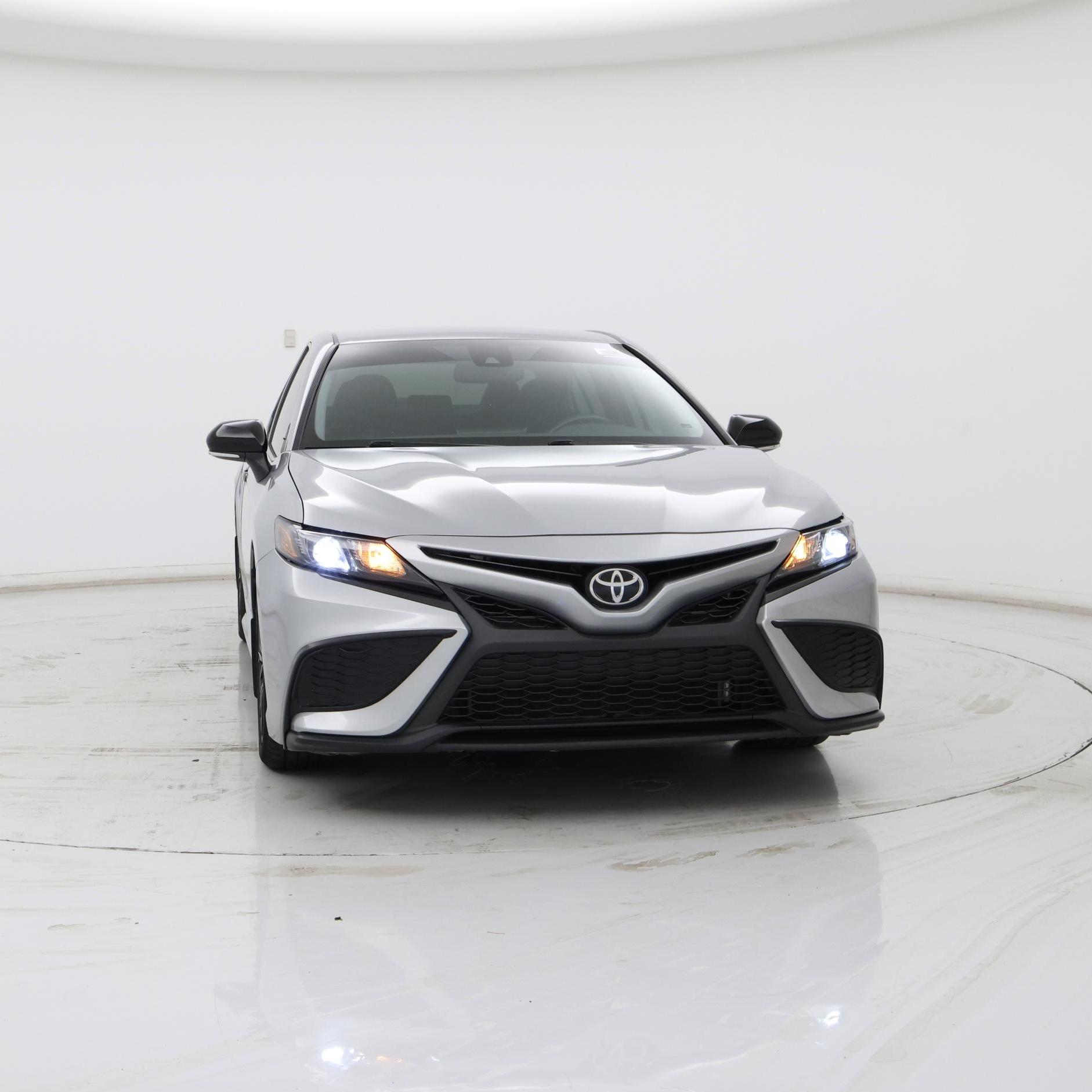 Thumbnail: 2021 Toyota Camry - 5