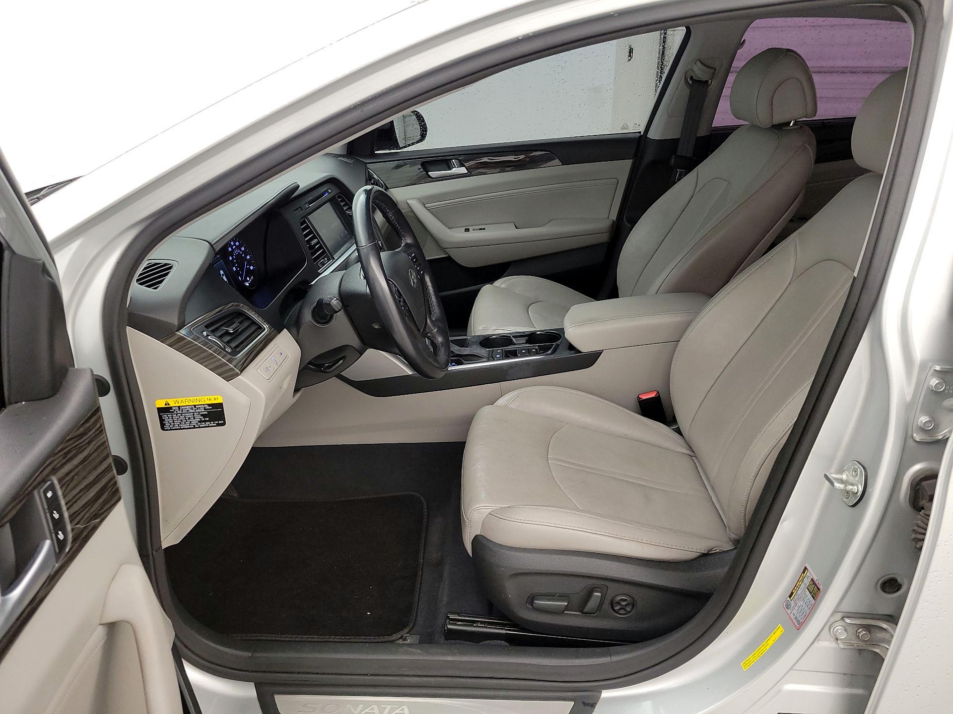 Thumbnail: 2015 Hyundai Sonata - 11