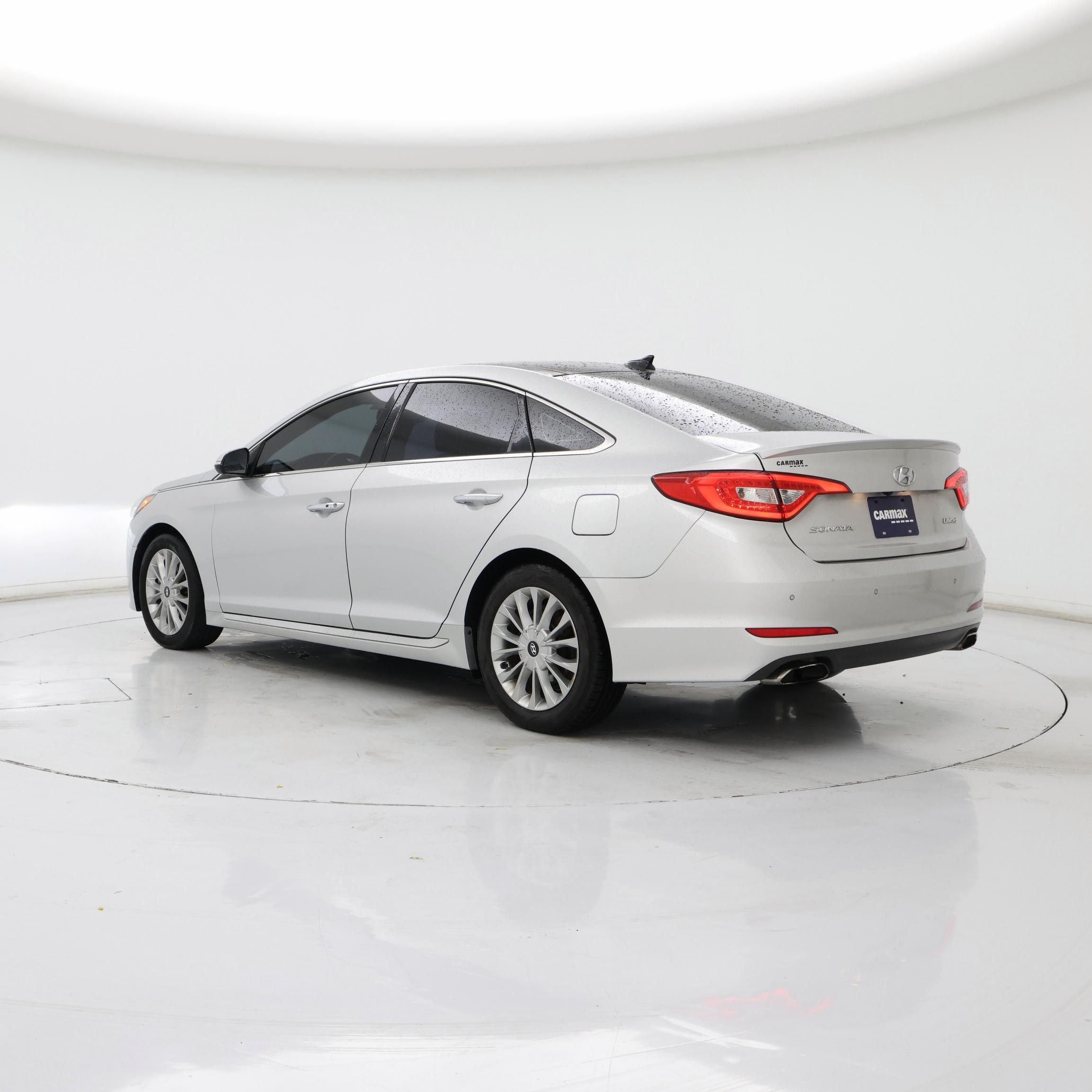 Thumbnail: 2015 Hyundai Sonata - 2