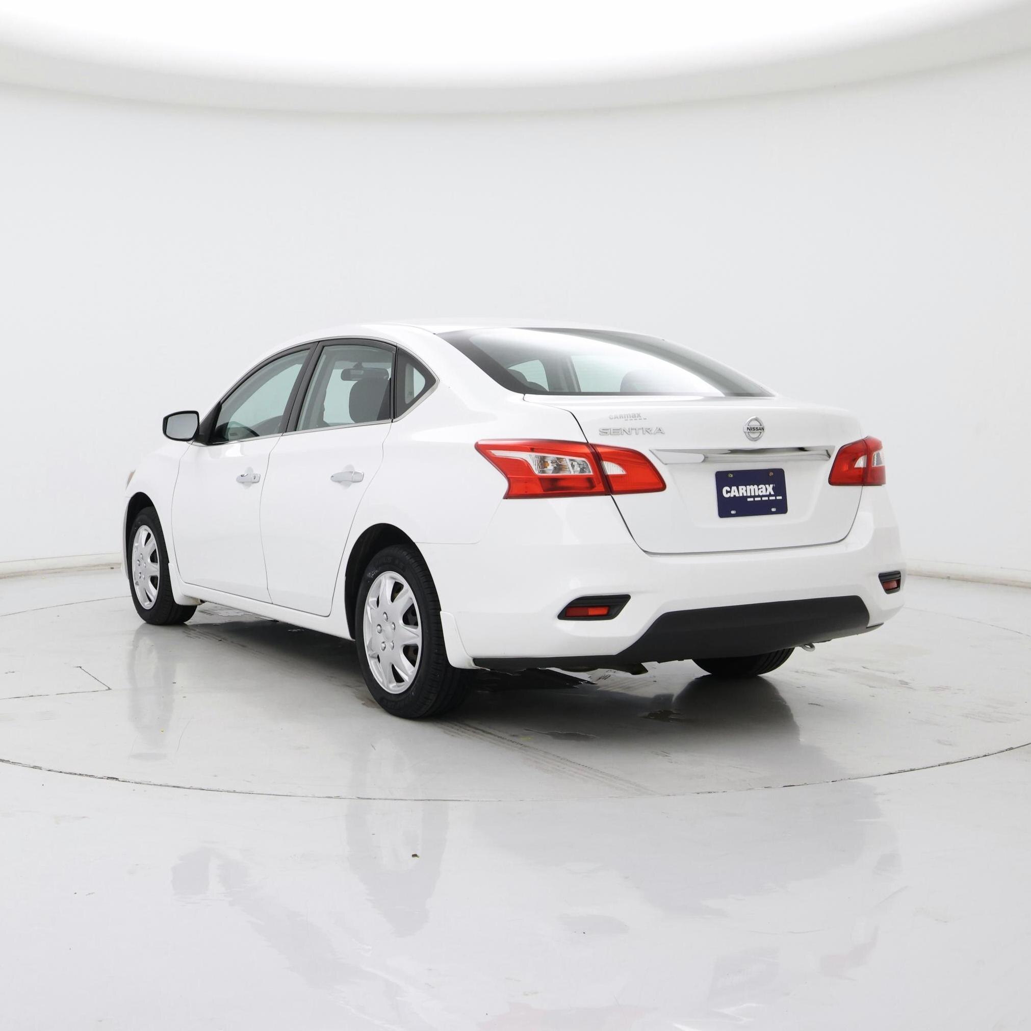 Thumbnail: 2017 Nissan Sentra - 2