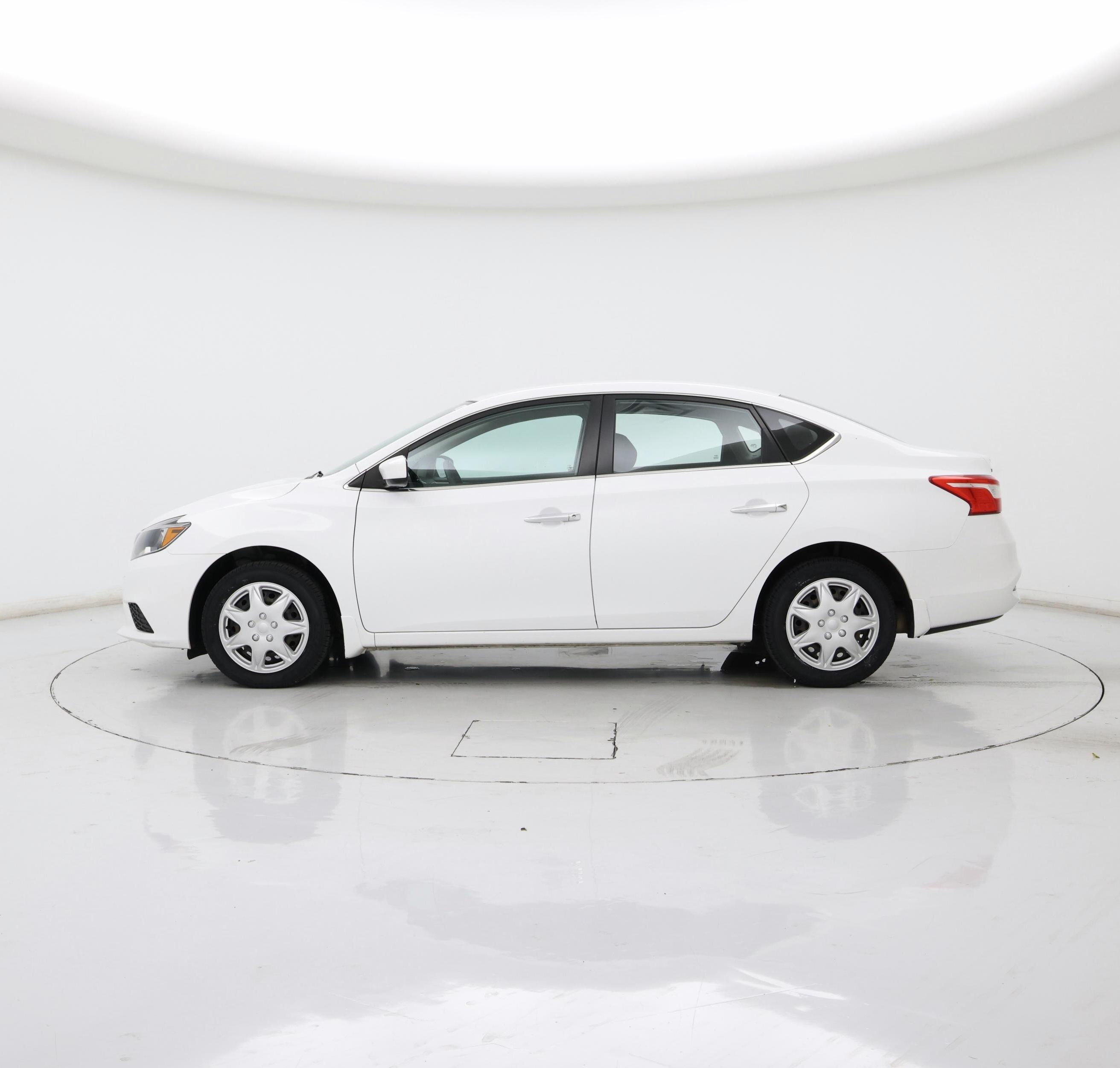 Thumbnail: 2017 Nissan Sentra - 3