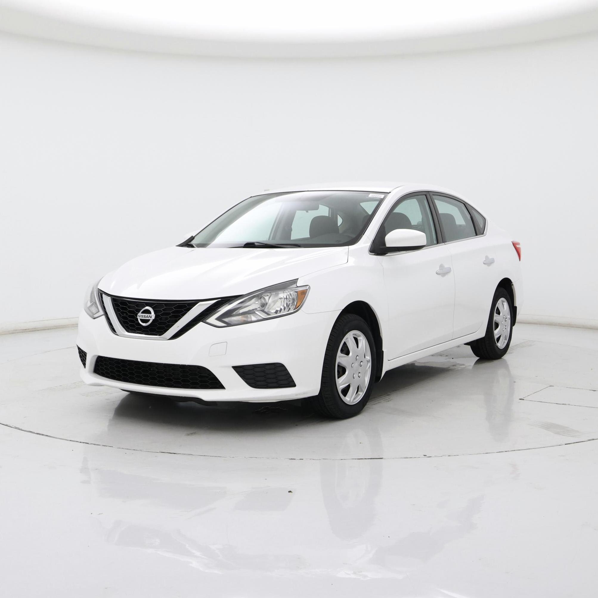 Thumbnail: 2017 Nissan Sentra - 4