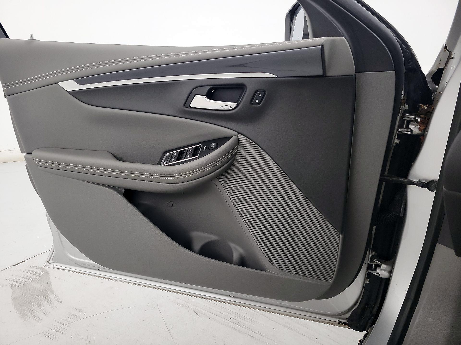 Thumbnail: 2019 Chevrolet Impala - 12