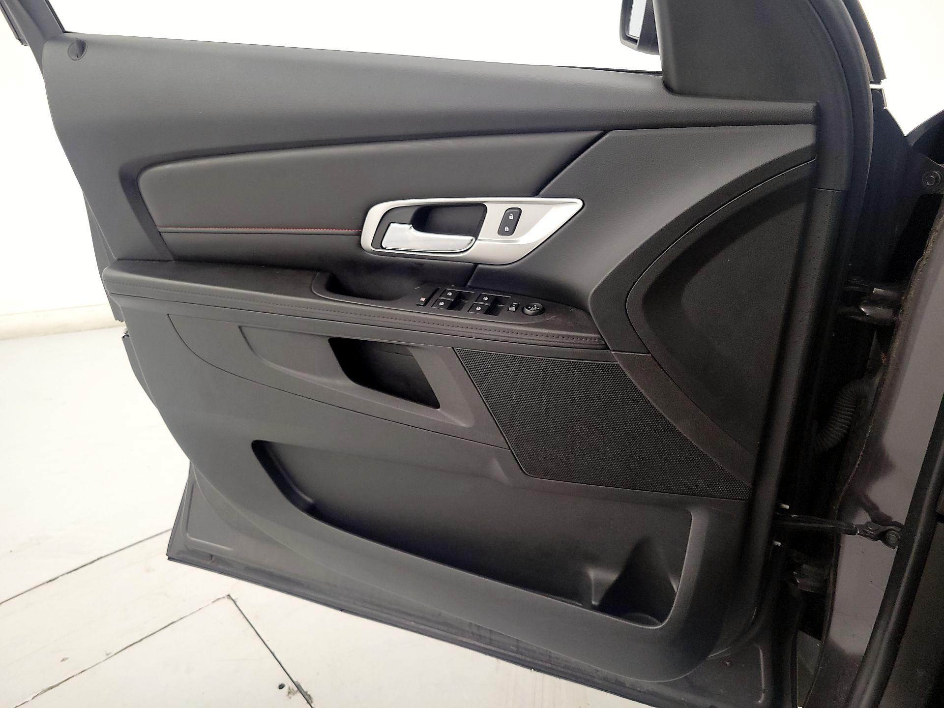 Thumbnail: 2016 GMC Terrain - 12