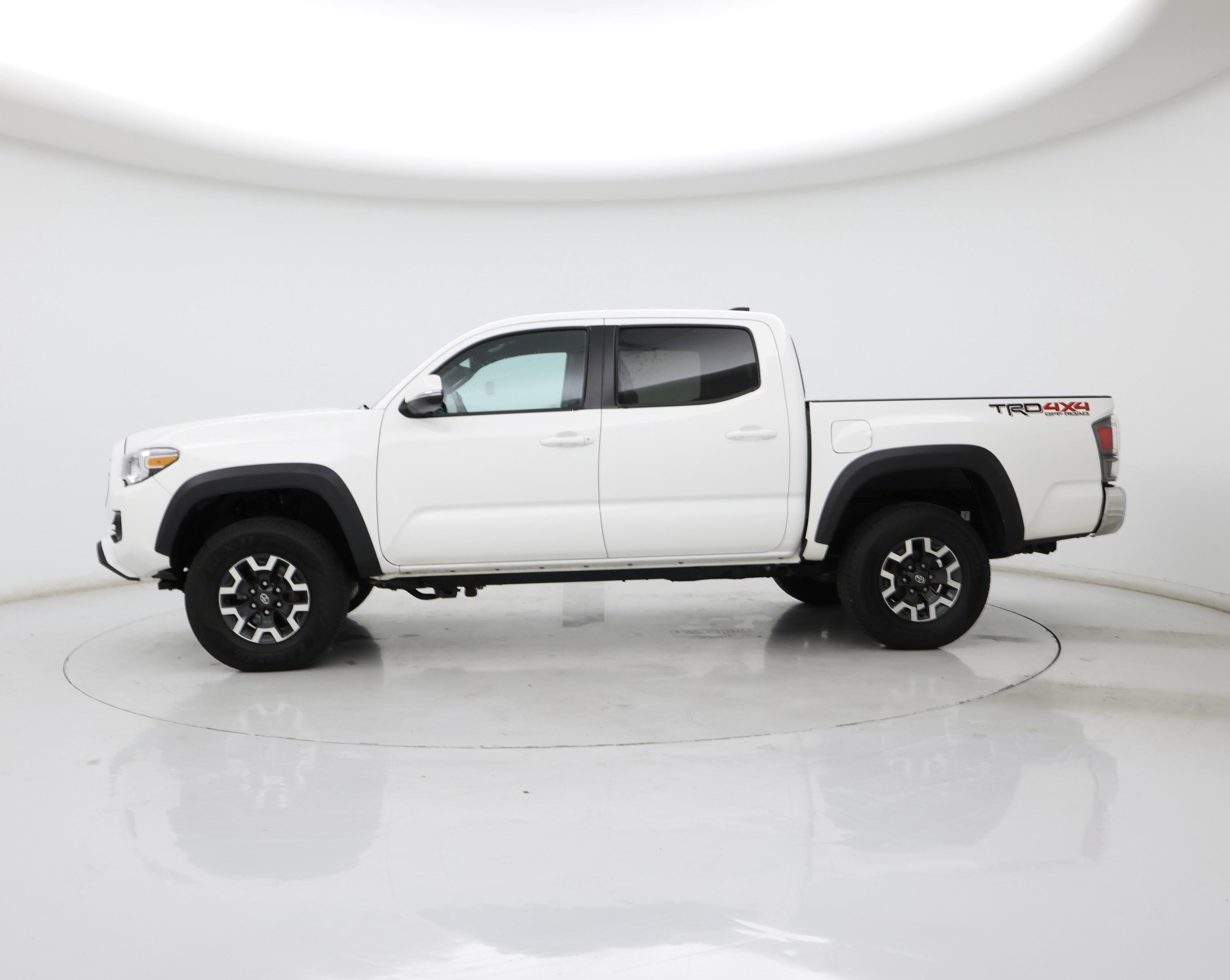 Thumbnail: 2023 Toyota Tacoma - 3