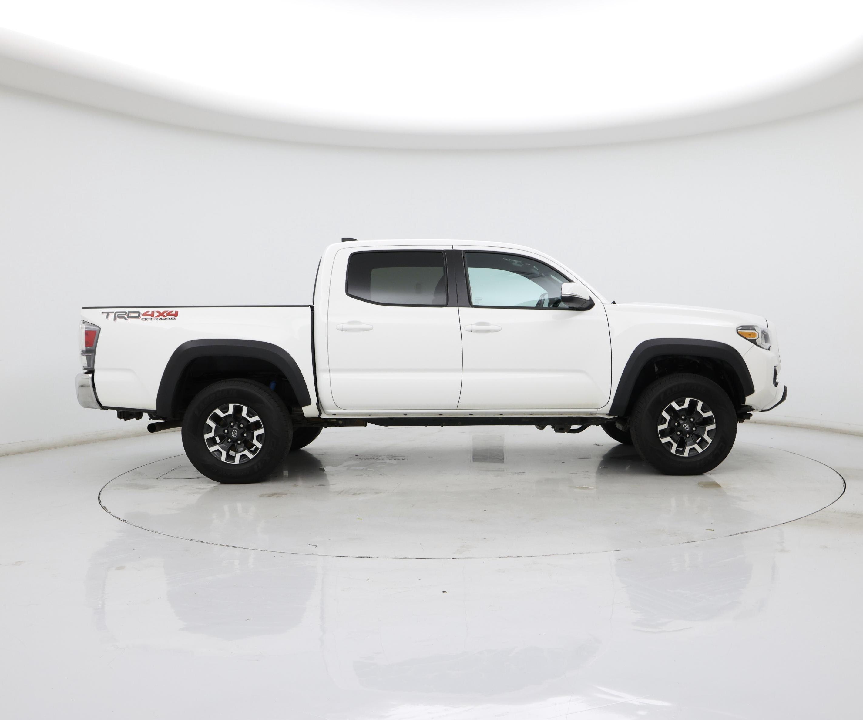 Thumbnail: 2023 Toyota Tacoma - 7