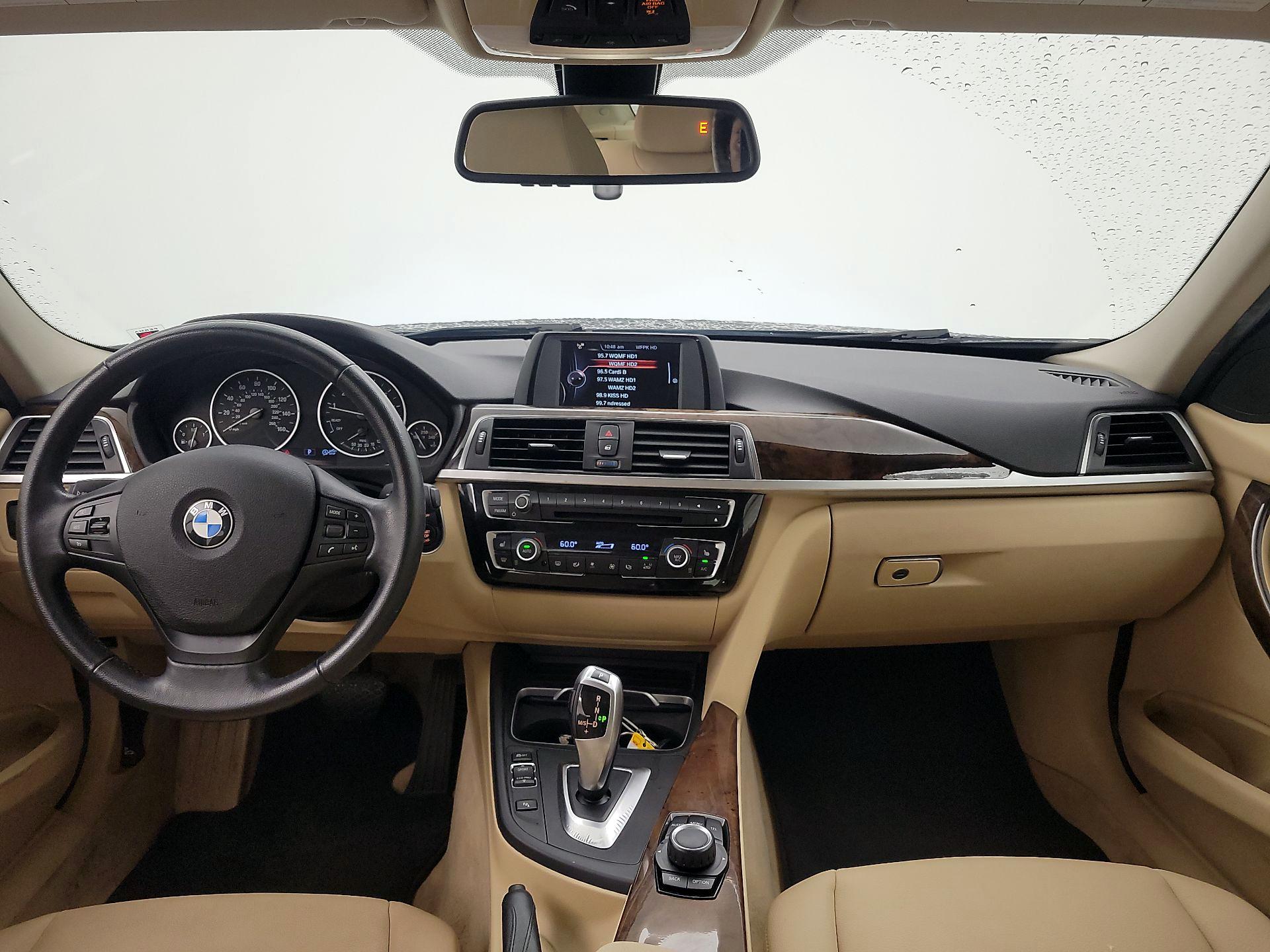 Thumbnail: 2016 BMW 3 Series - 9