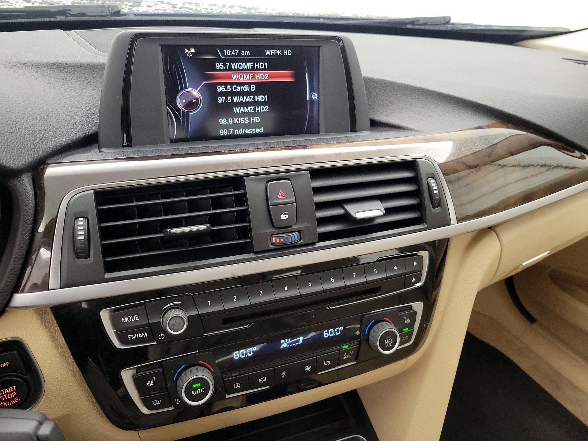 Thumbnail: 2016 BMW 3 Series - 13