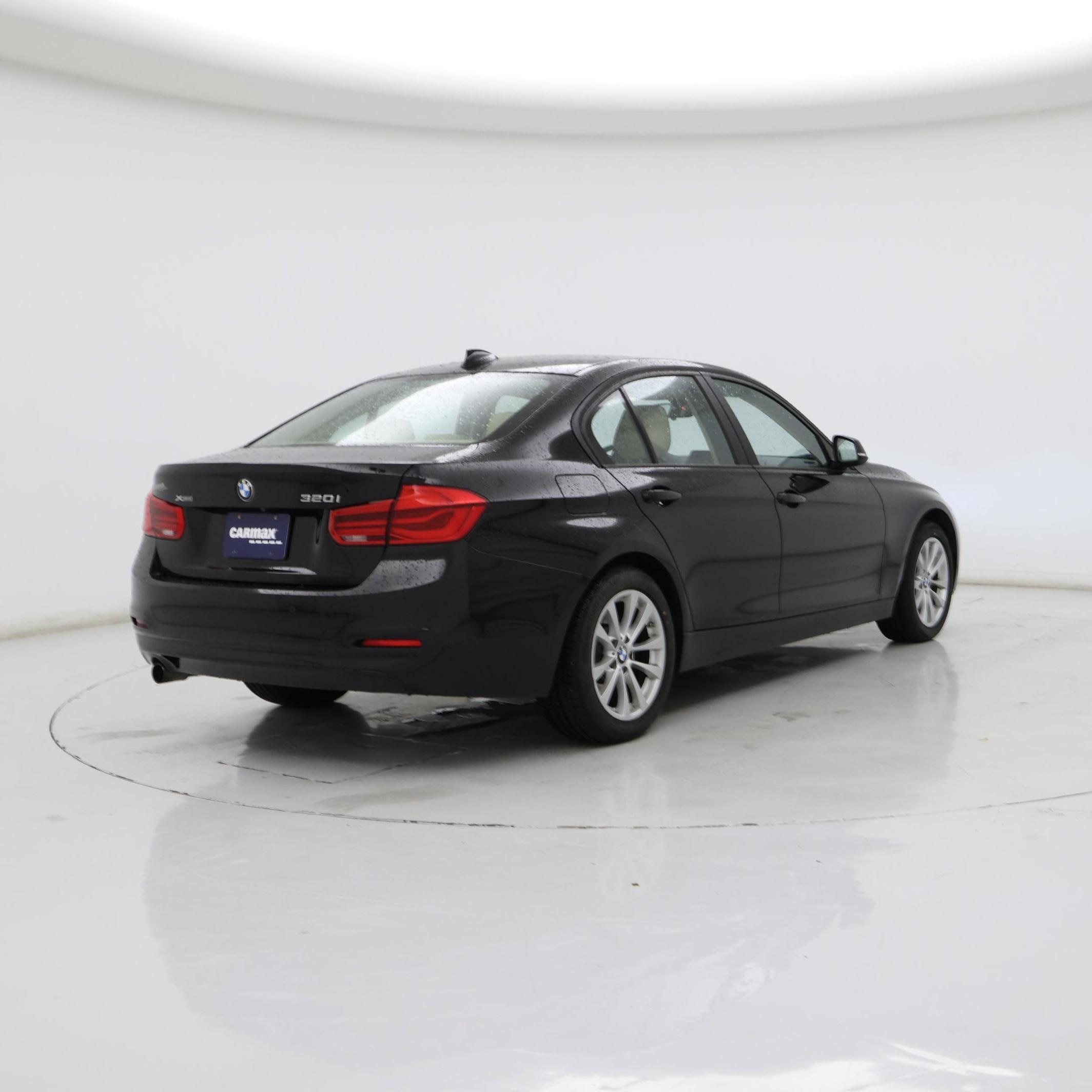 Thumbnail: 2016 BMW 3 Series - 8