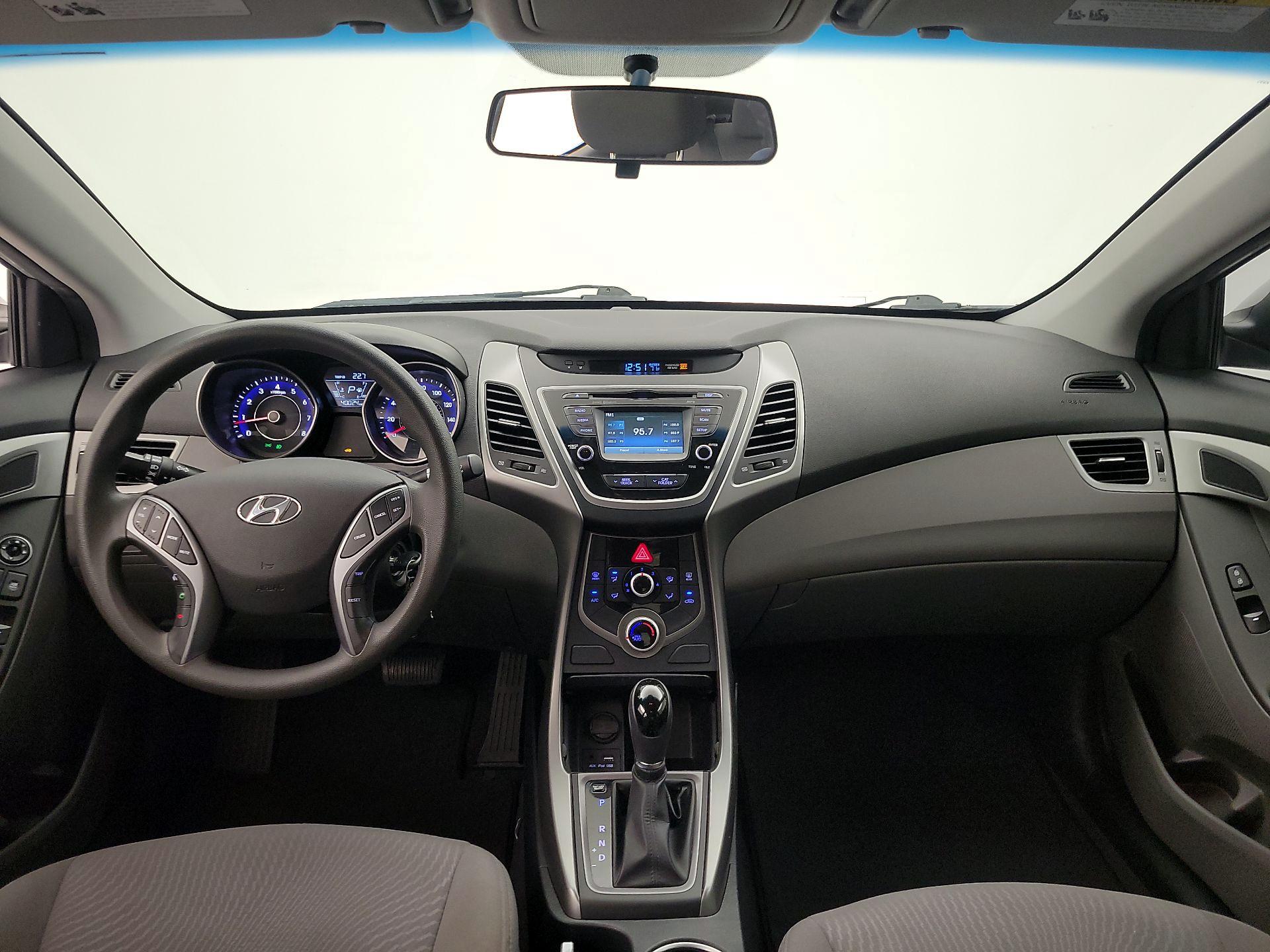 Thumbnail: 2016 Hyundai Elantra - 9