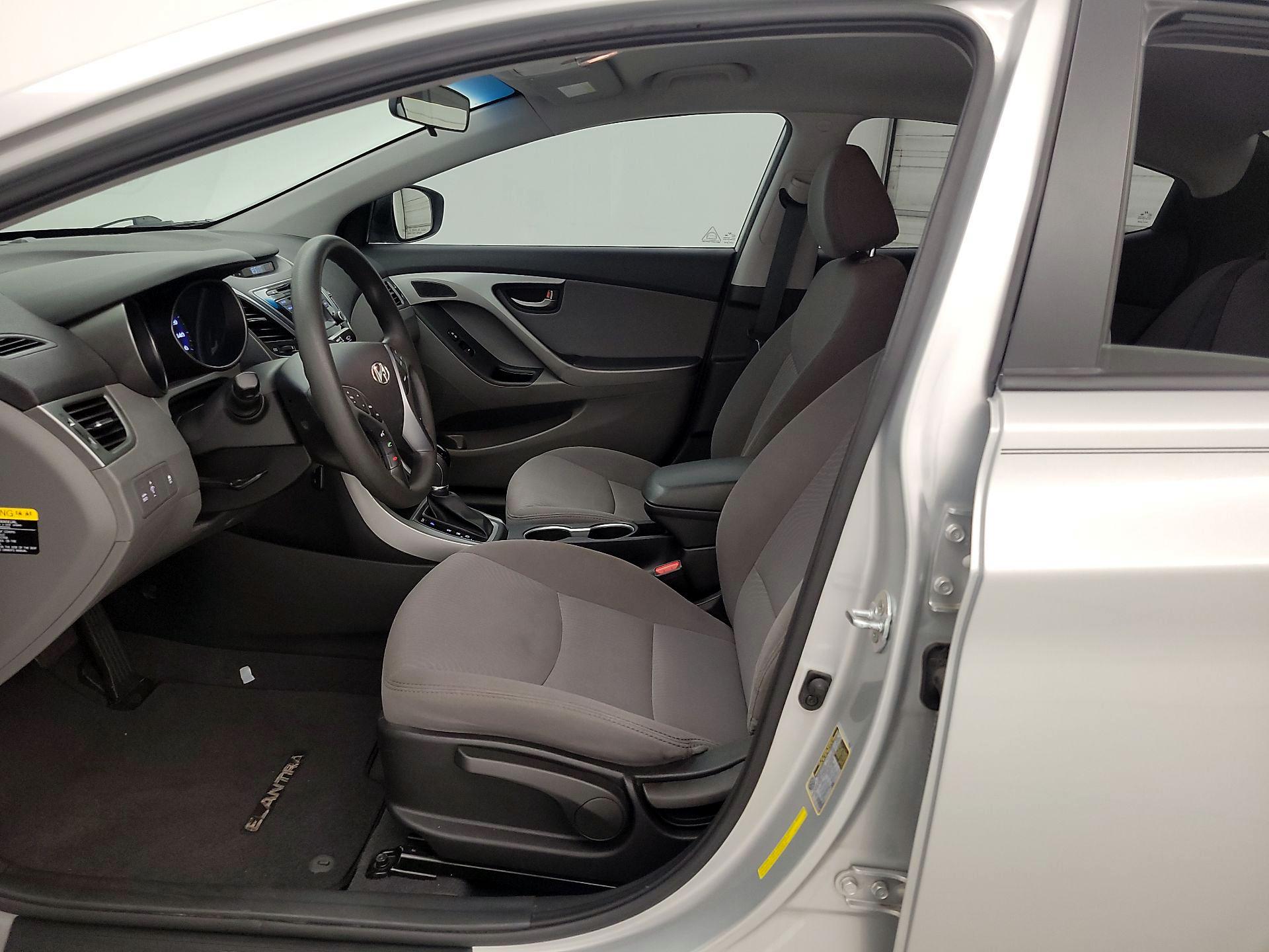 Thumbnail: 2016 Hyundai Elantra - 11