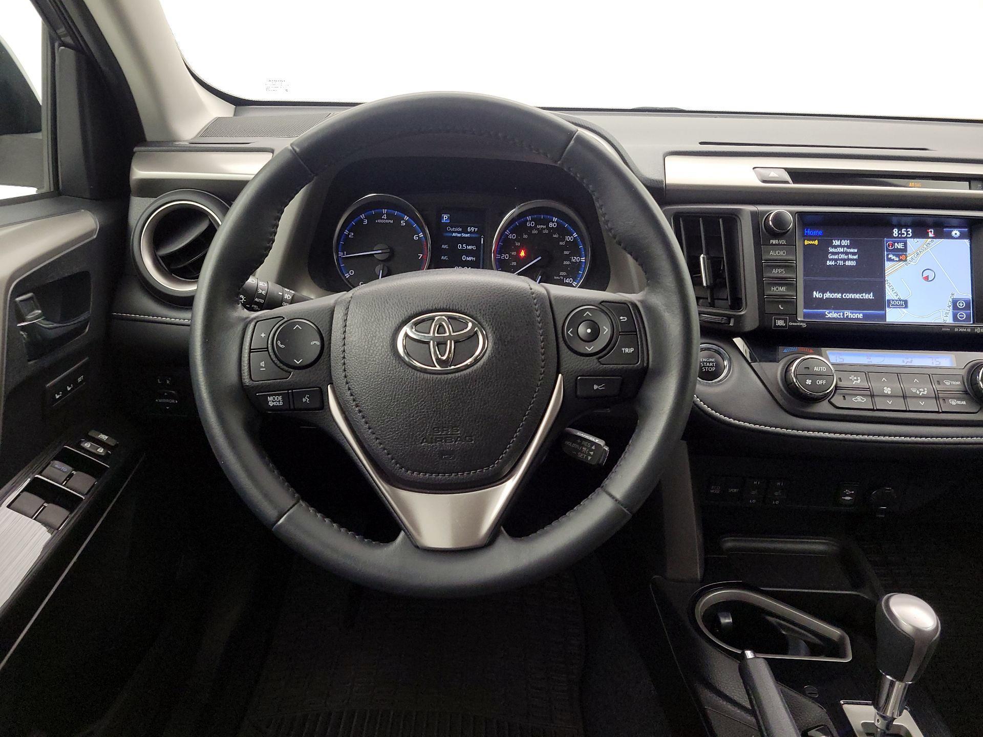 Thumbnail: 2016 Toyota RAV4 - 10