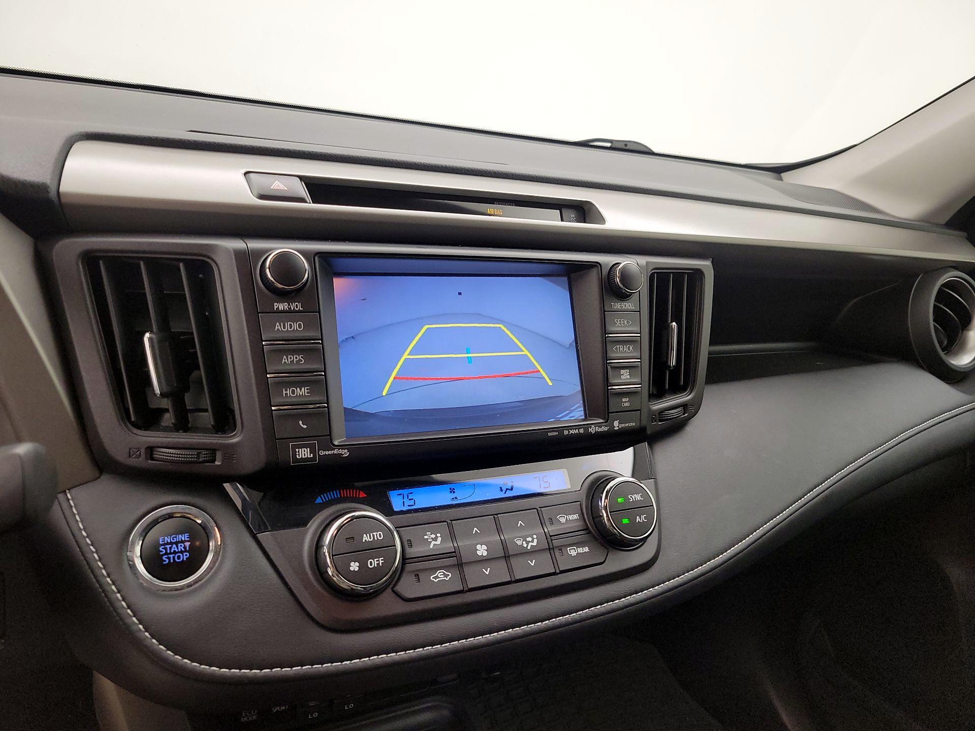 Thumbnail: 2016 Toyota RAV4 - 13