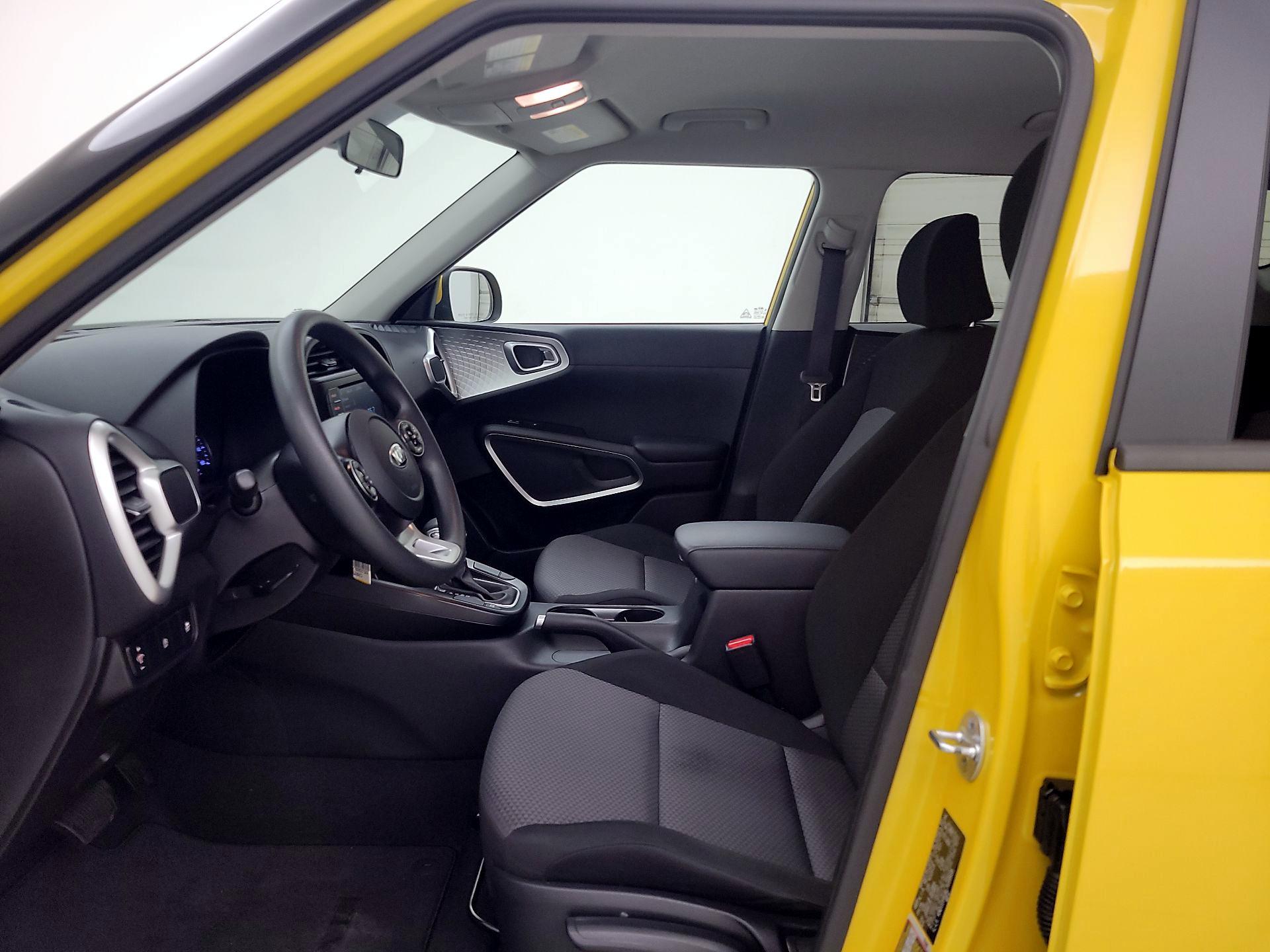 Thumbnail: 2020 Kia Soul - 11