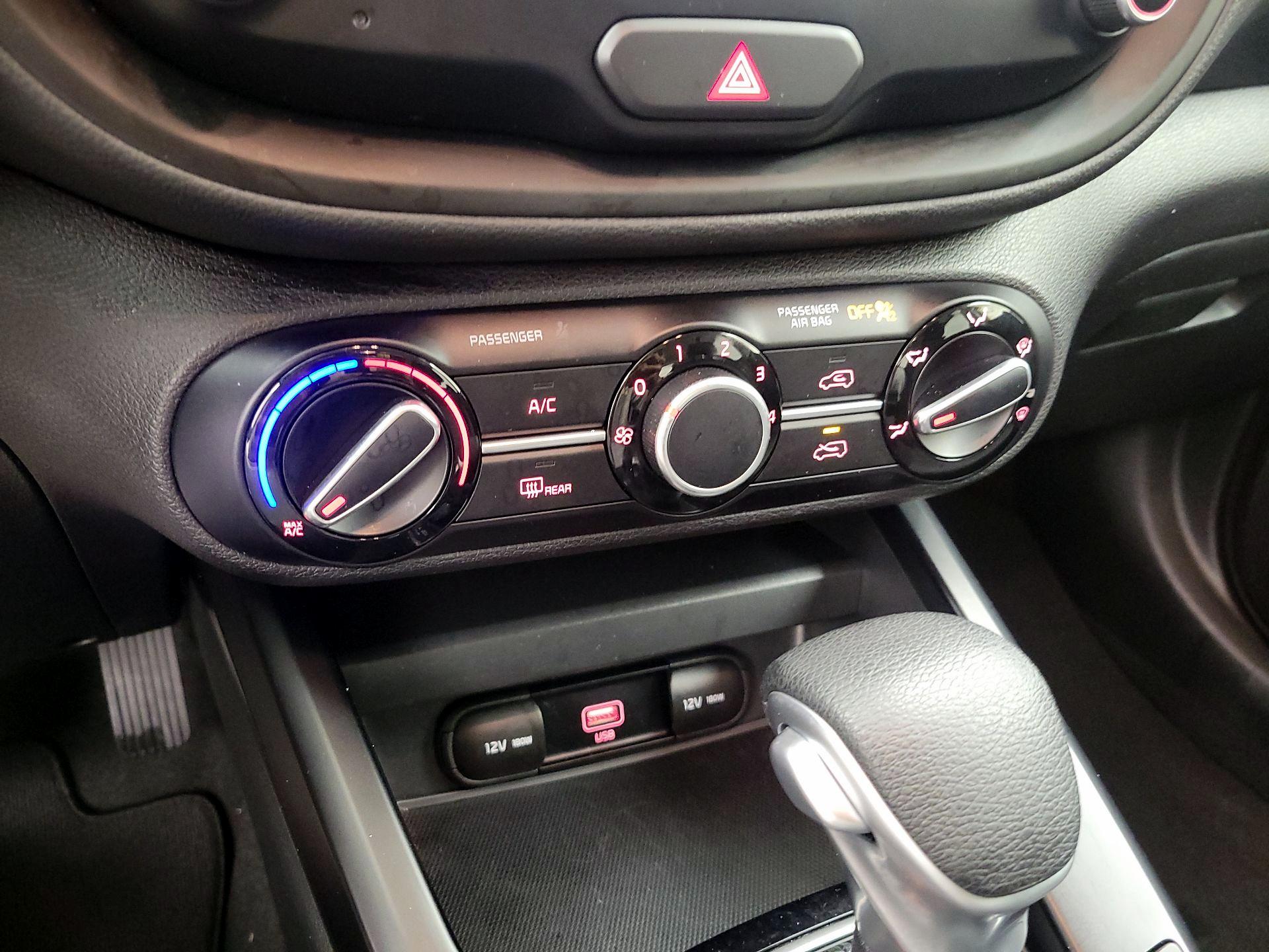 Thumbnail: 2020 Kia Soul - 14