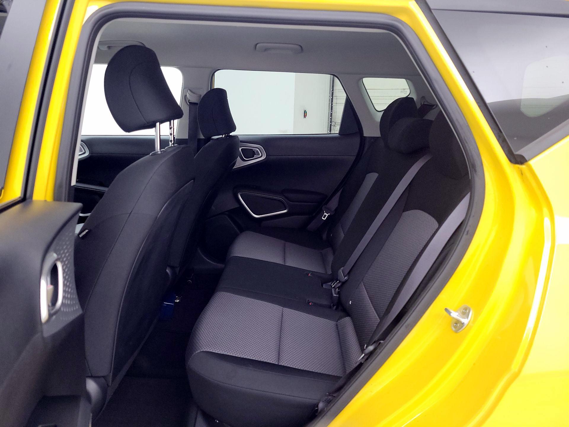 Thumbnail: 2020 Kia Soul - 16