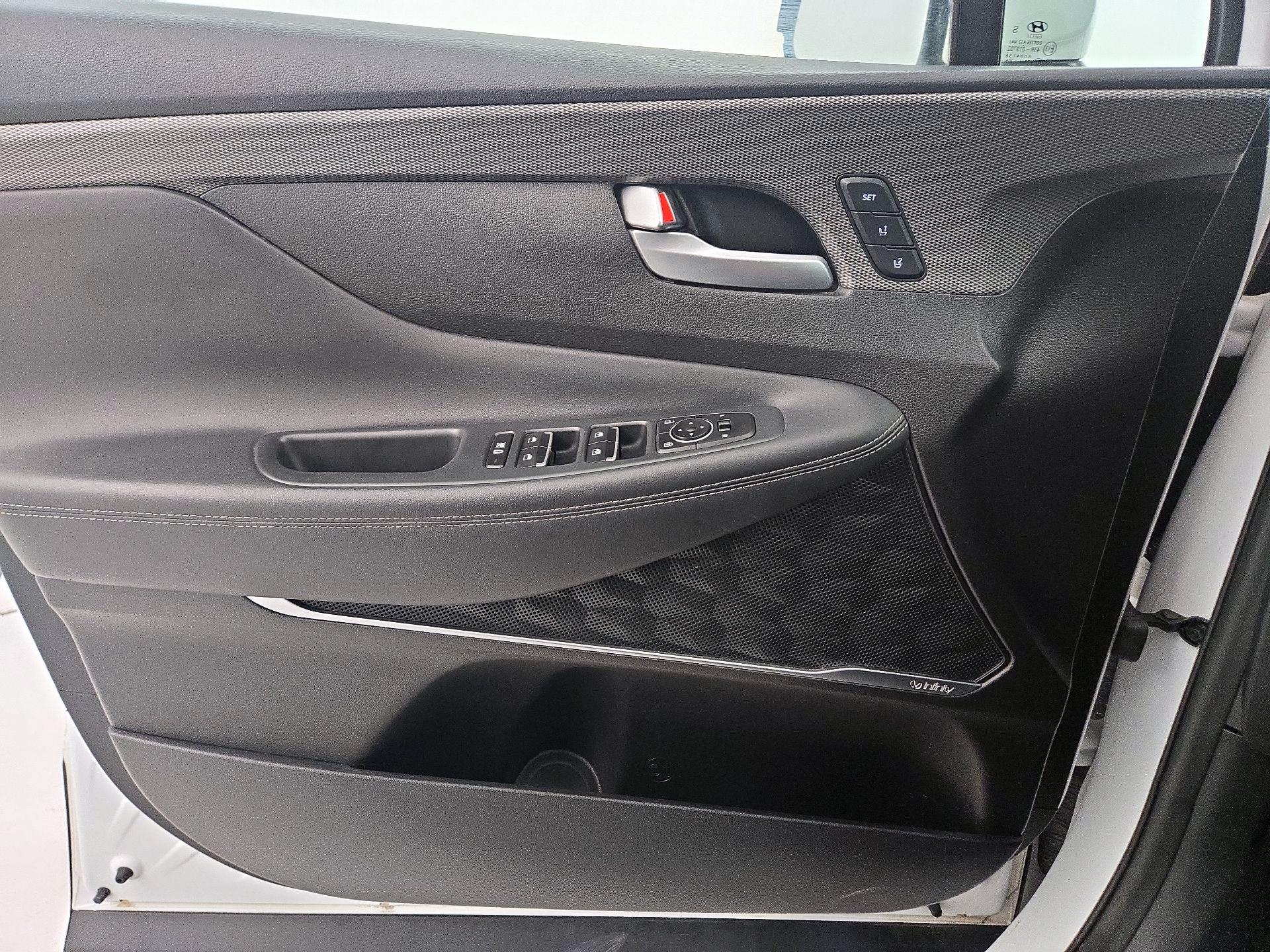 Thumbnail: 2020 Hyundai Santa Fe - 12