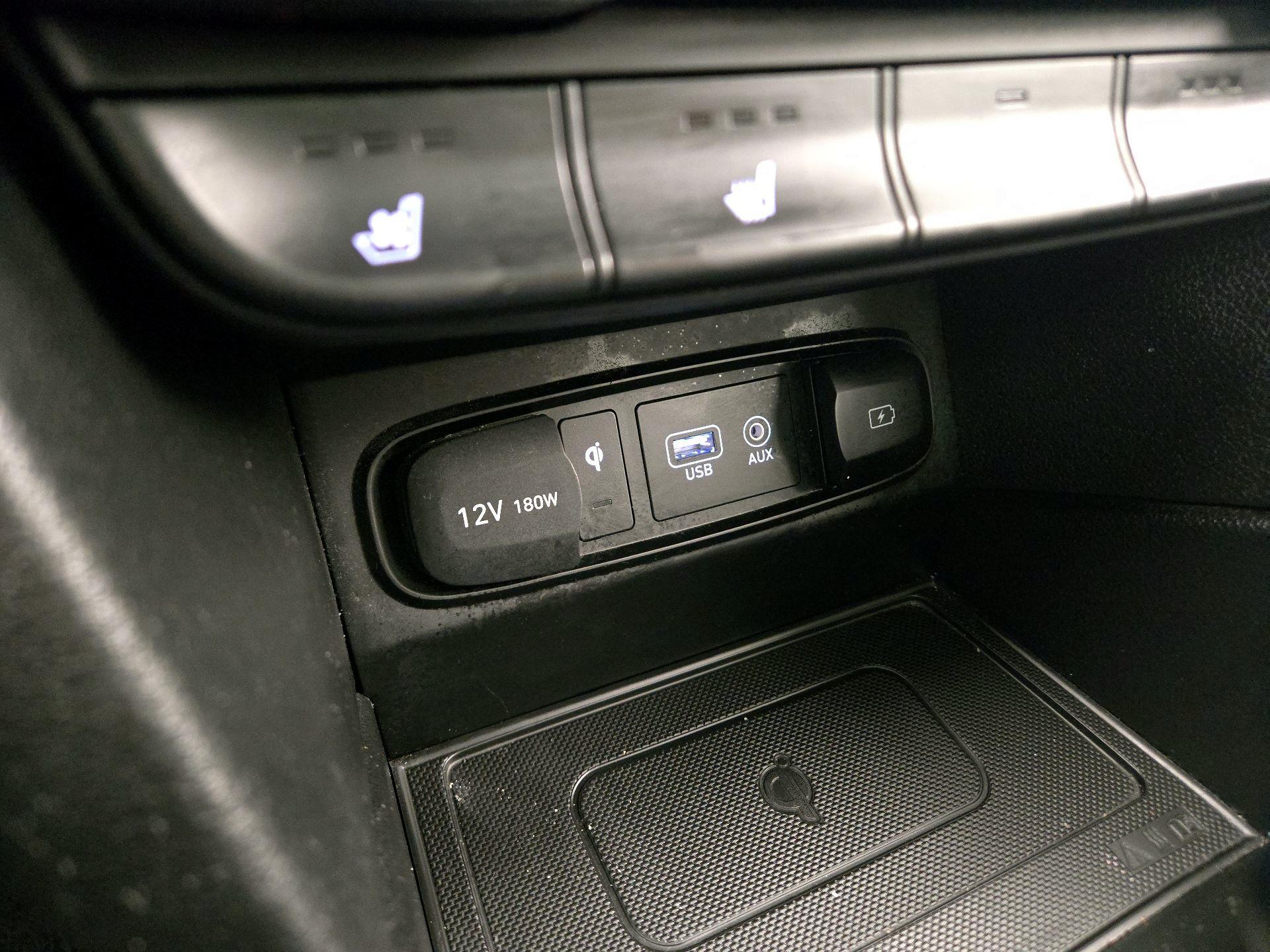 Thumbnail: 2020 Hyundai Santa Fe - 19