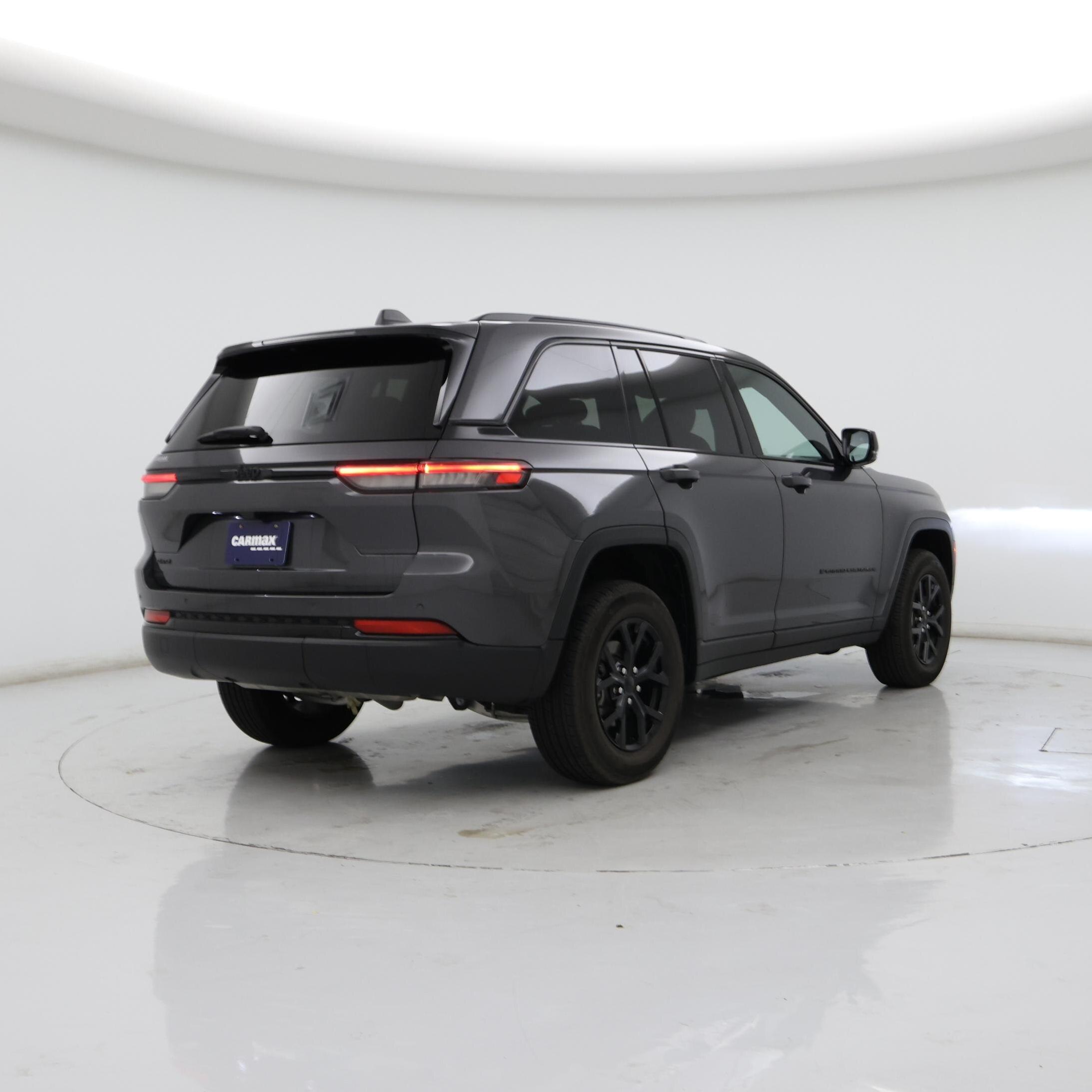 Thumbnail: 2025 Jeep Grand Cherokee - 8