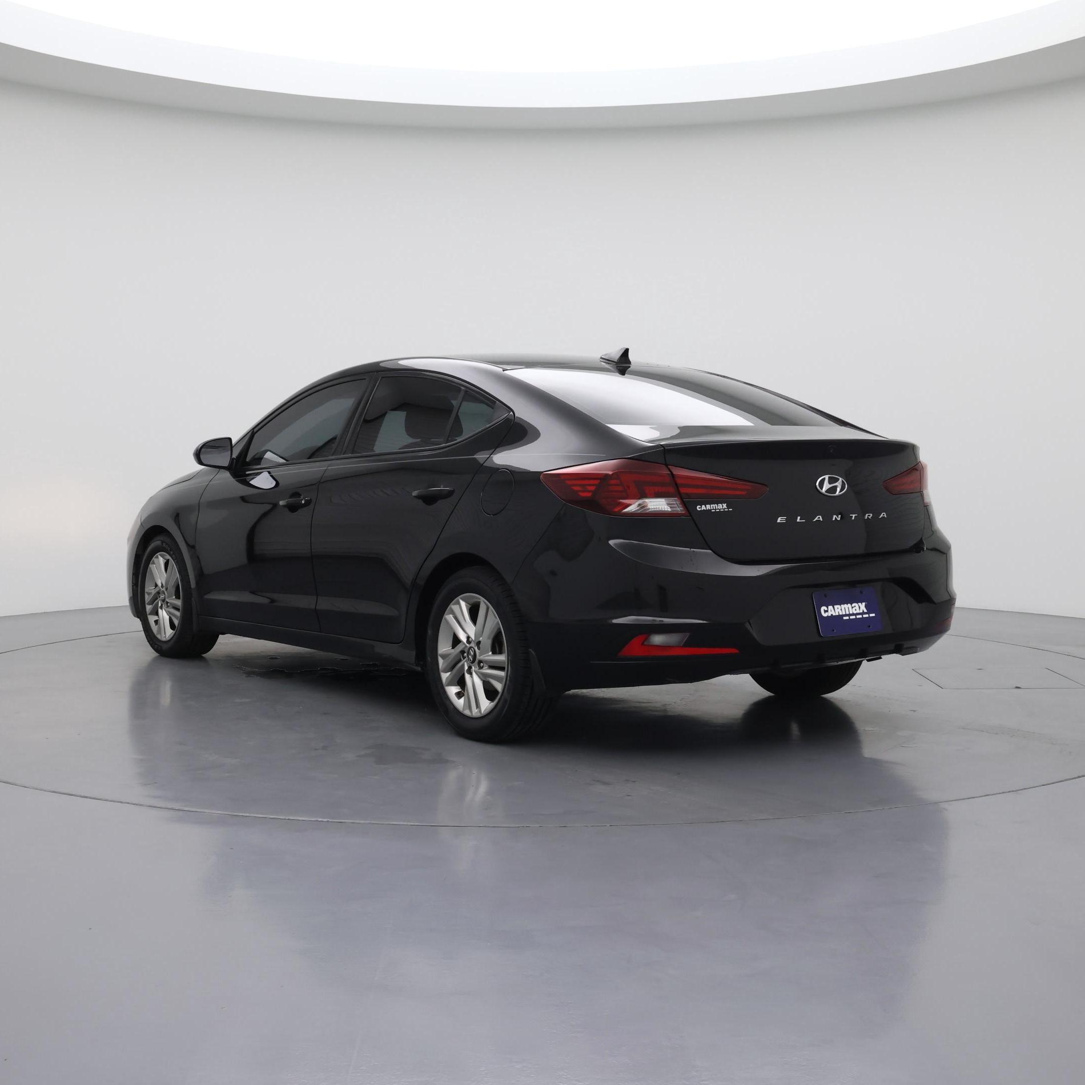 Thumbnail: 2019 Hyundai Elantra - 2