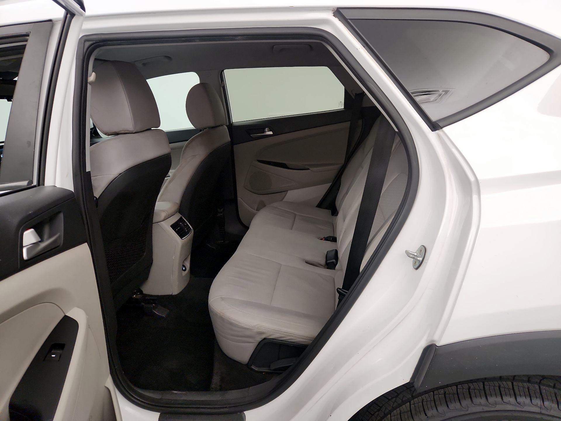 Thumbnail: 2019 Hyundai Tucson - 19